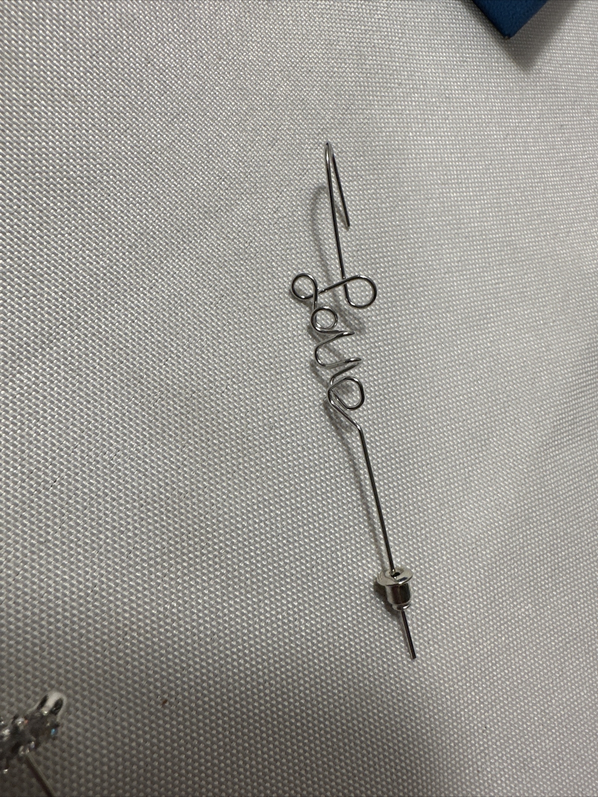 FASHION JEWELRY DESIGN BY KOREA EARRINGS 3″ LONG SILVER CRYSTAL
