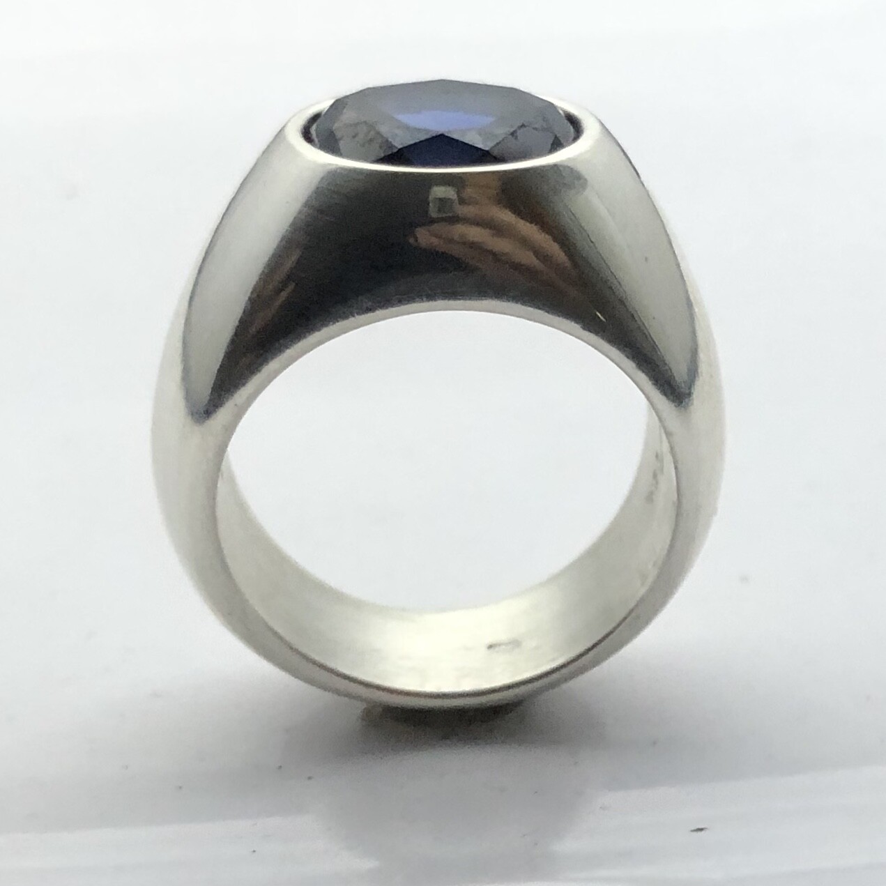 MJG STERLING SILVER MEN’S RING. 12 X 10mm FACETED LAB BLUE SAPPHIRE. SZ 9 3/4