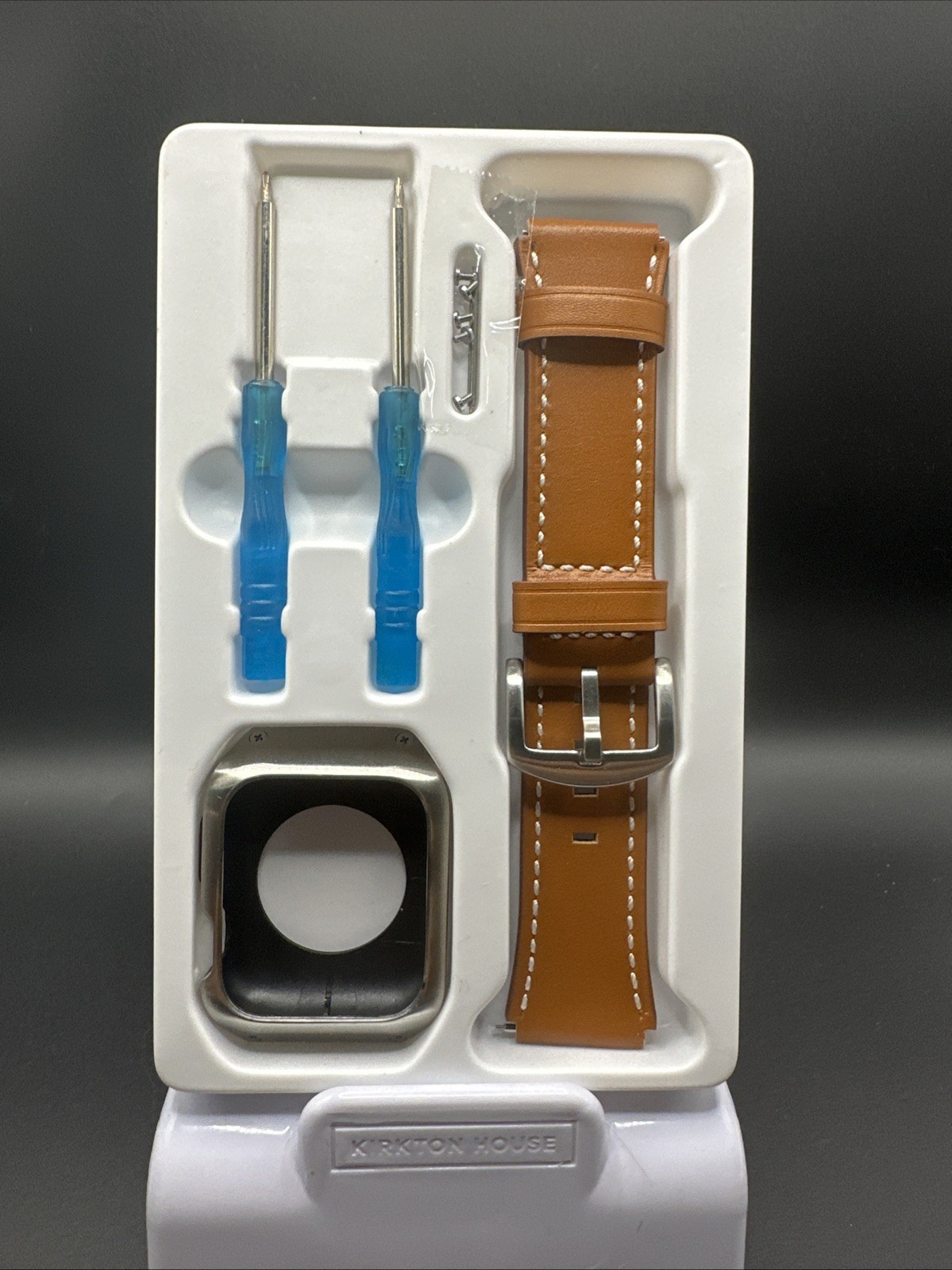 Elo Beth 44mm Brown and silver smart watch band
