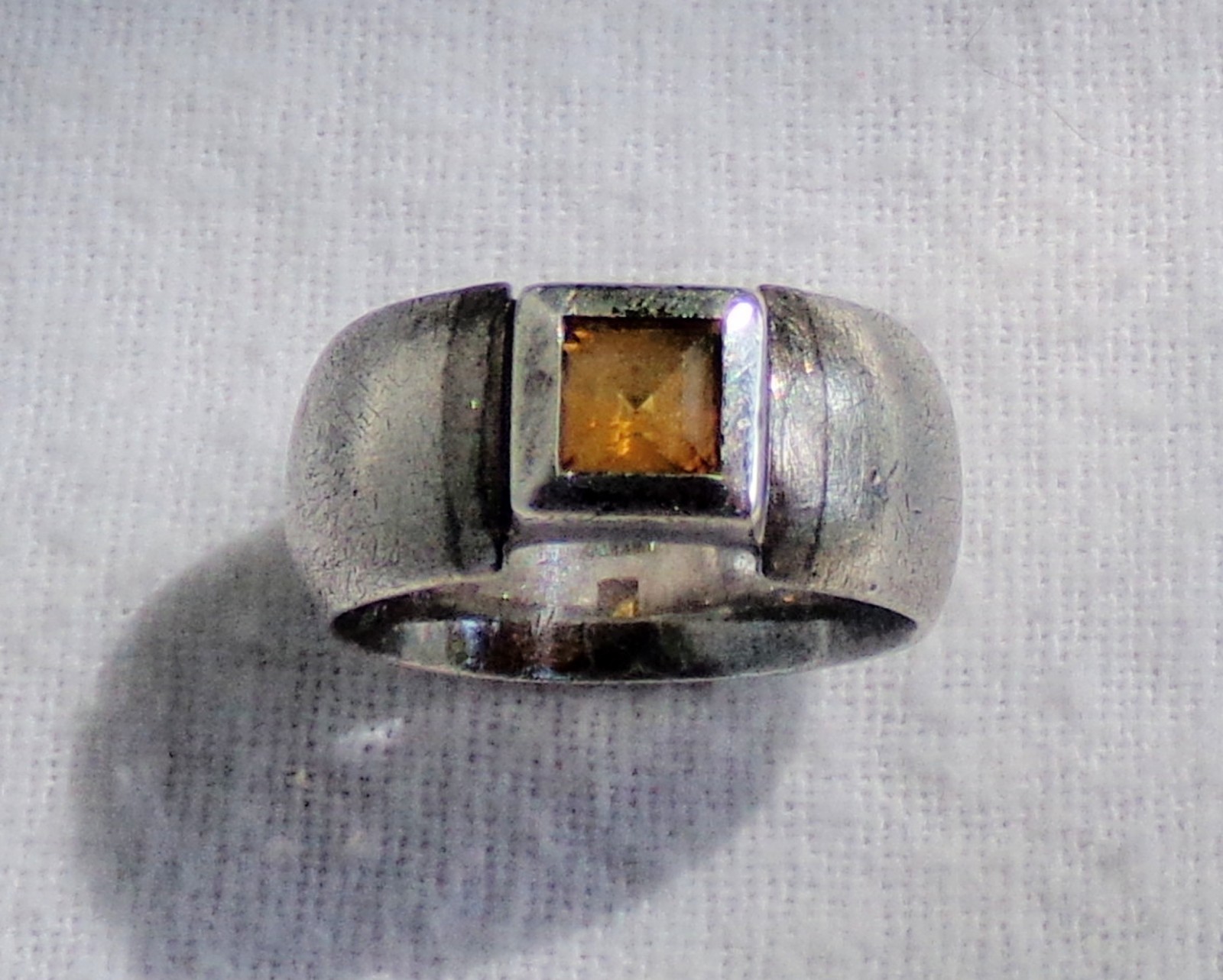 Sterling Silver & Palladium Band w/ Square Cut Citrine – Size 6 Ring – Hyde Park