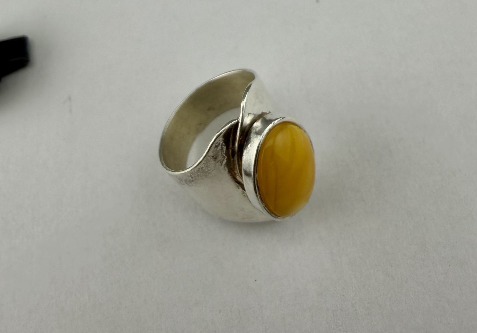 925 Sterling Silver Ring DTR Desert Rose Trading Butterscotch Egg Yolk Amber 7