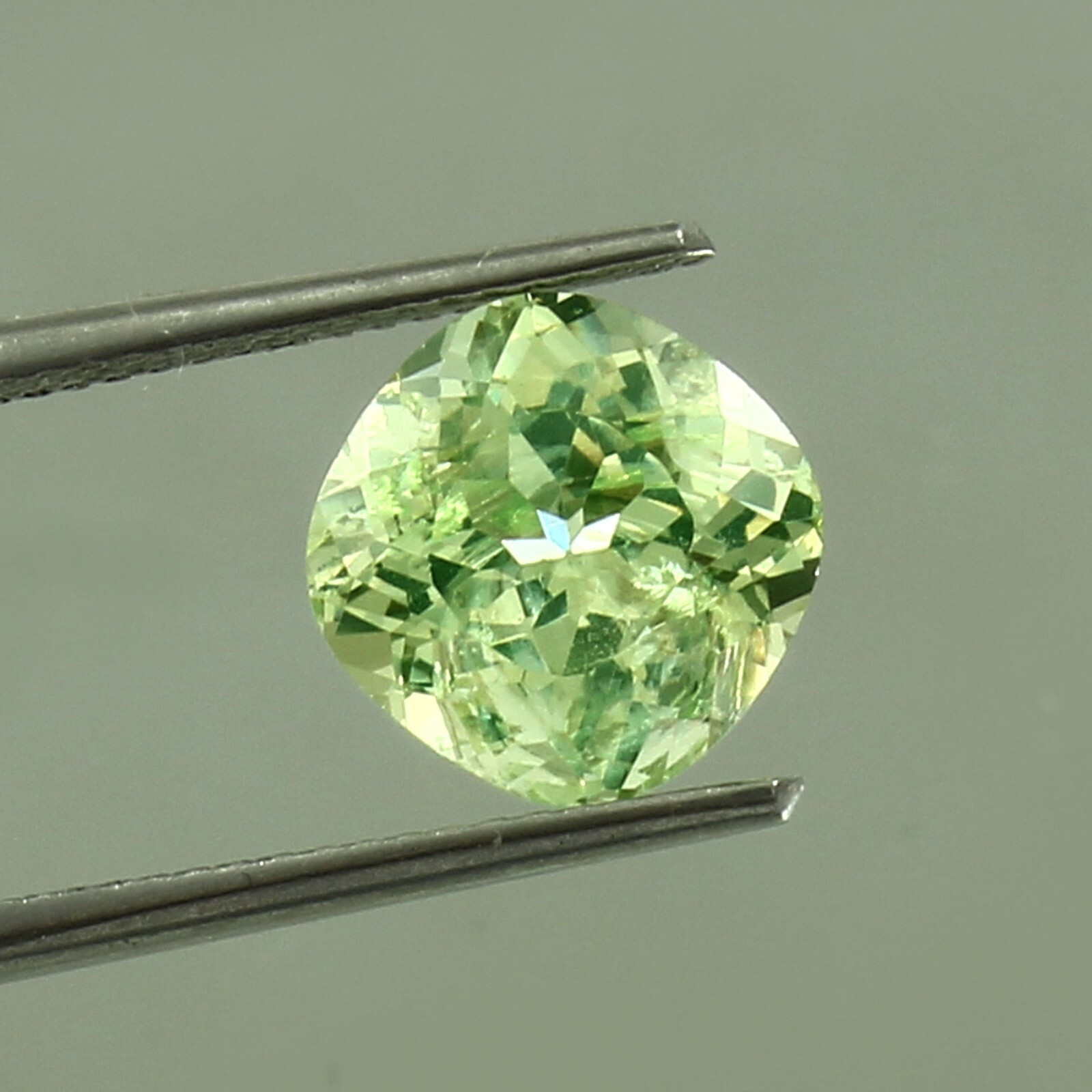 AAA Superb 8x8MM Natural Flawless Ceylon Chrysoberyl Cushion Loose Gemstone Cut