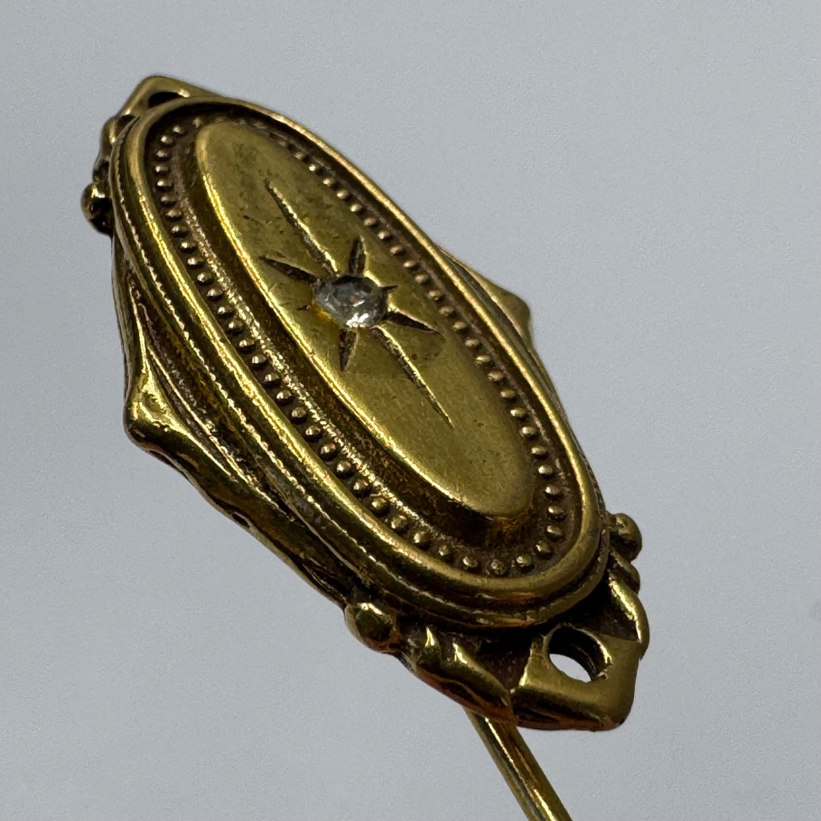 Vintage Victoria Revival Gold Tone Oval Stick Pin Starburst Crystal Accent