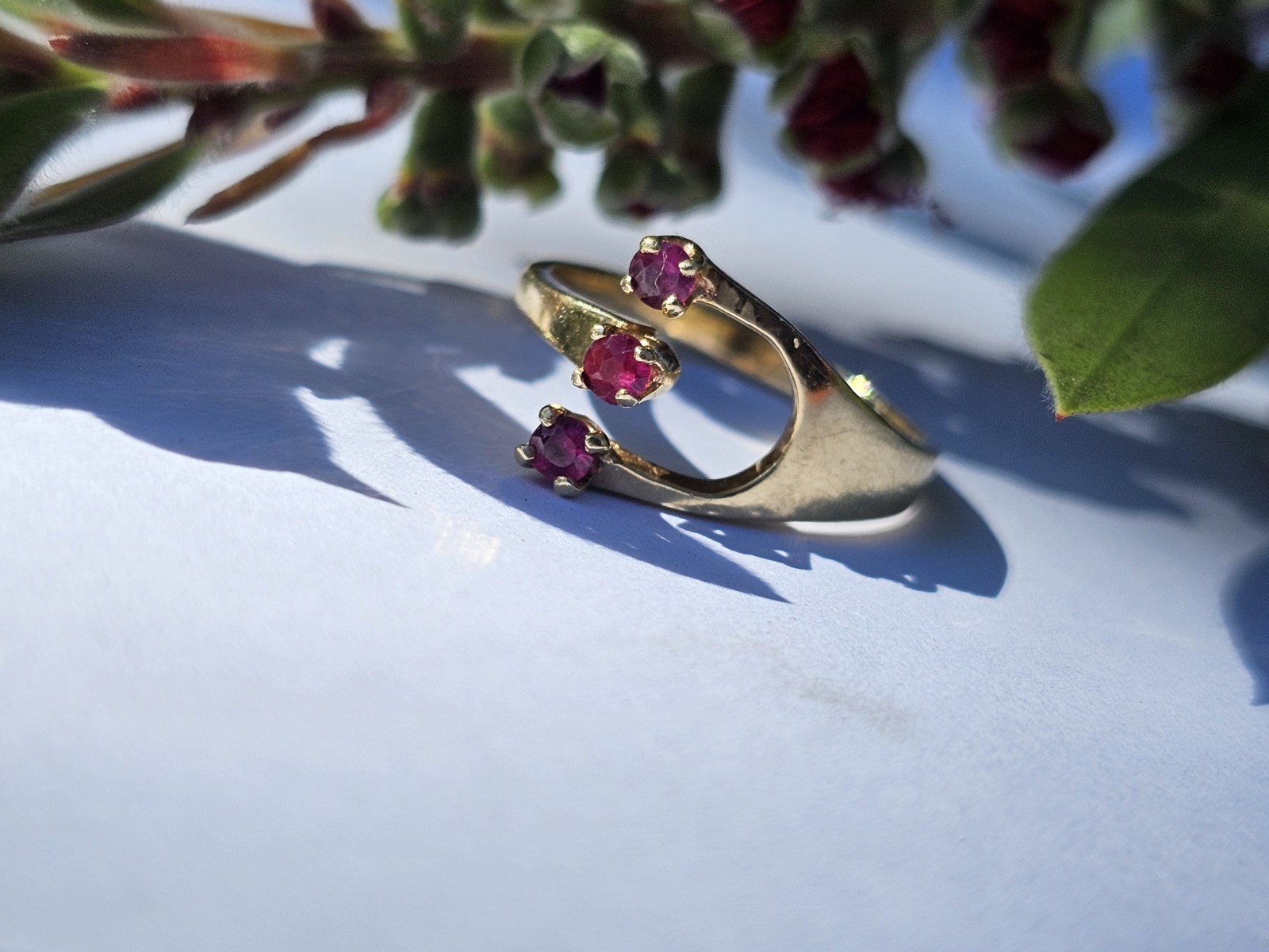 14k Solid Yellow Gold Red Spinel Bypass Gemstone Ring Adjustable 6.25 Size 2.29g