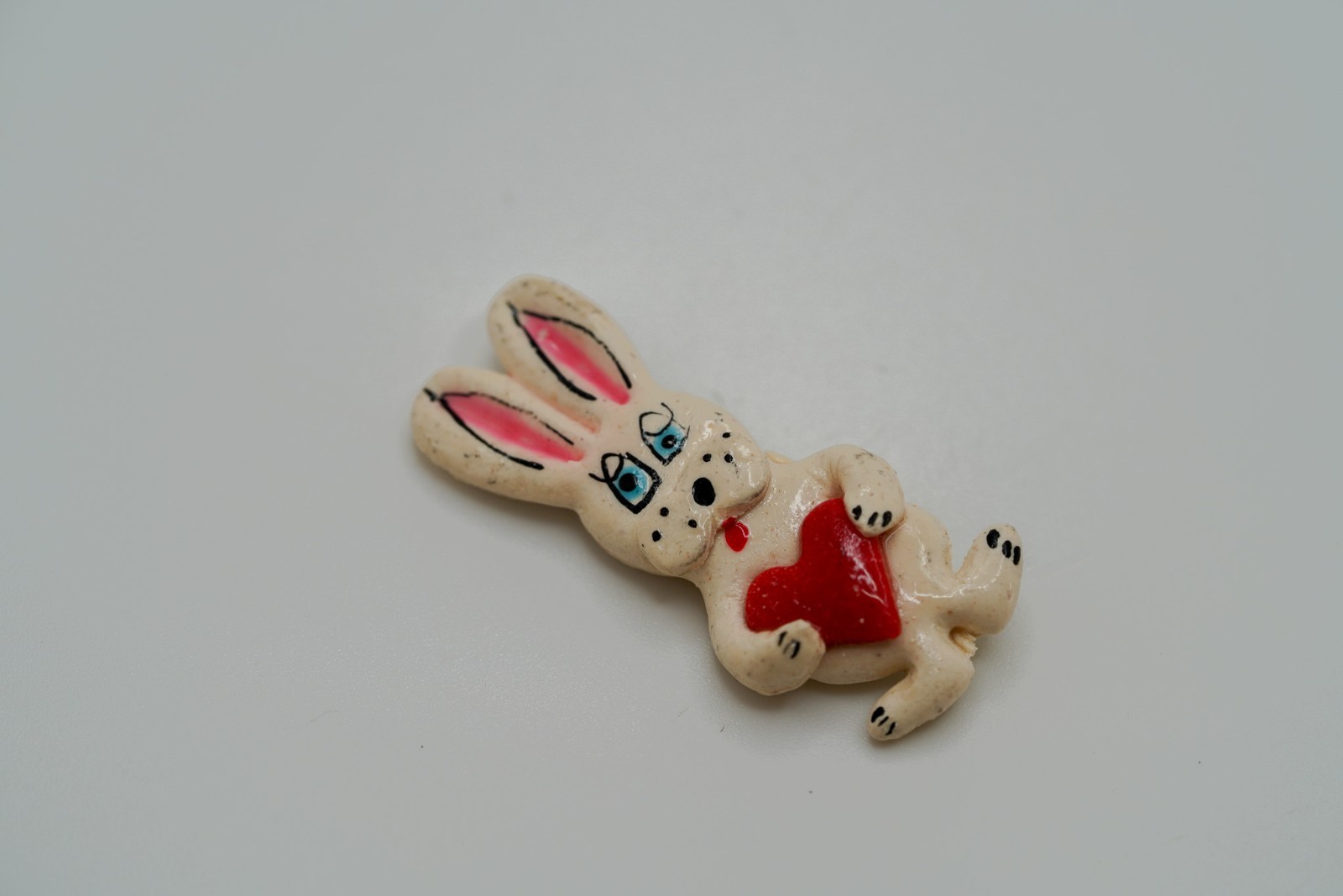 Vintage Eastern Bunny Rabbit Pin 3.6cm JB39