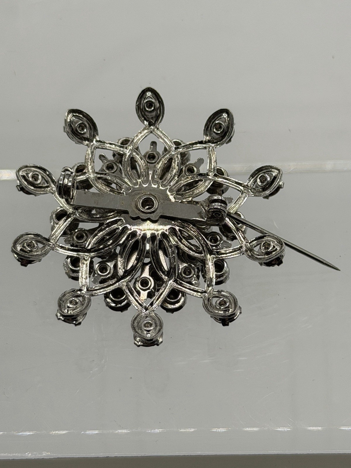 Vtg Sparkling Brooch Pin Snowflake Clear Rhinestones 1.75” Layered Silver Tone