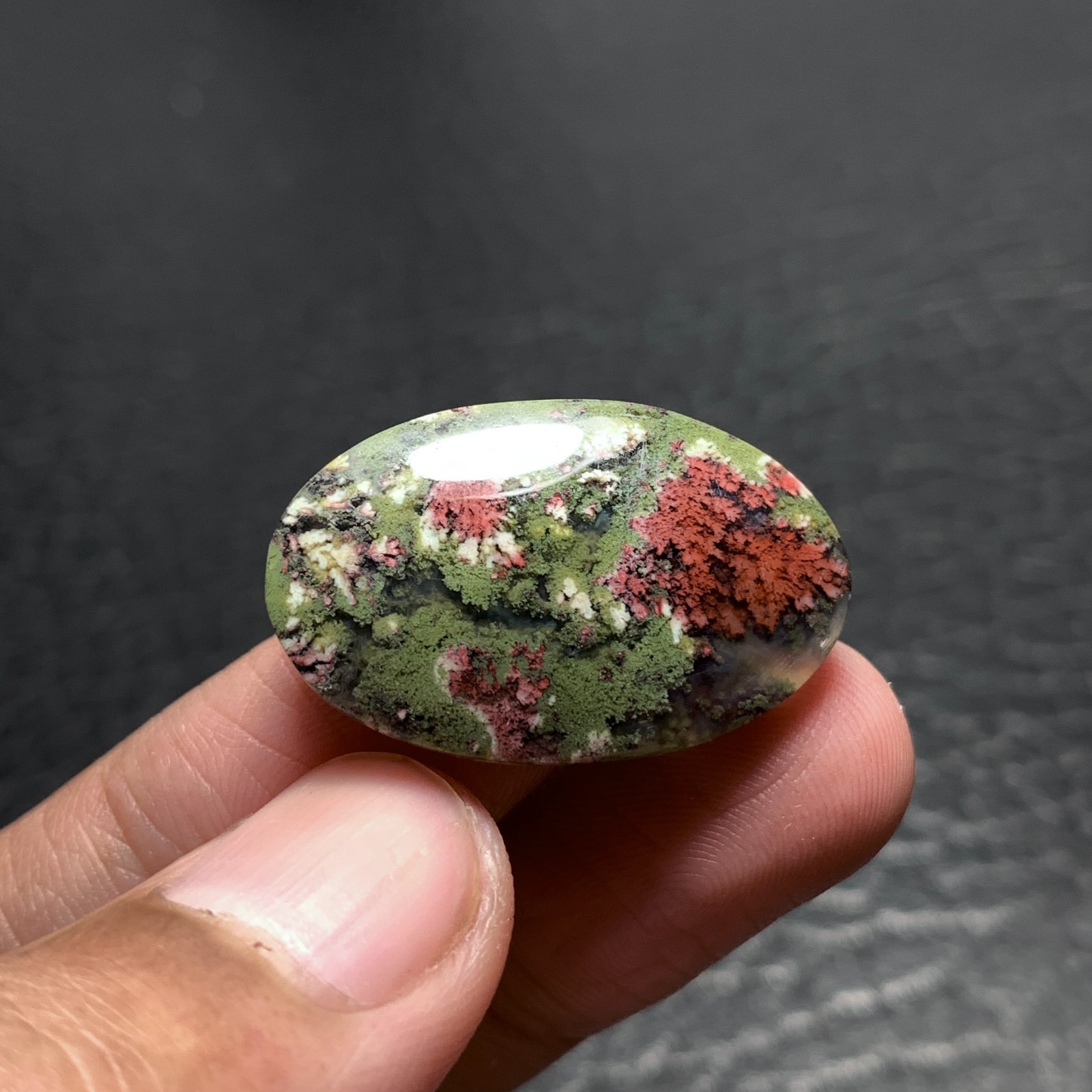 Moss Plume Agate Cabochon 28x17x5.5mm High Quality 18 ct