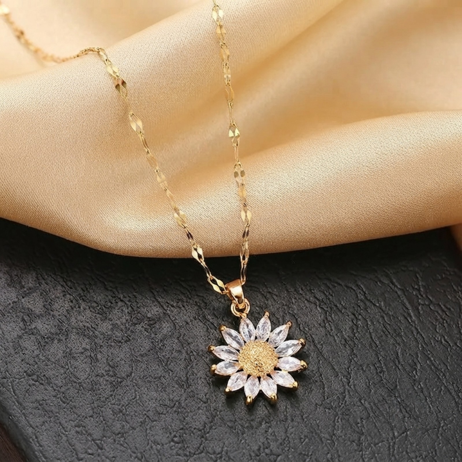 Gold Sunflower Necklace Daisy Pendant Dainty Minimalist Floral Jewelry Gift Her