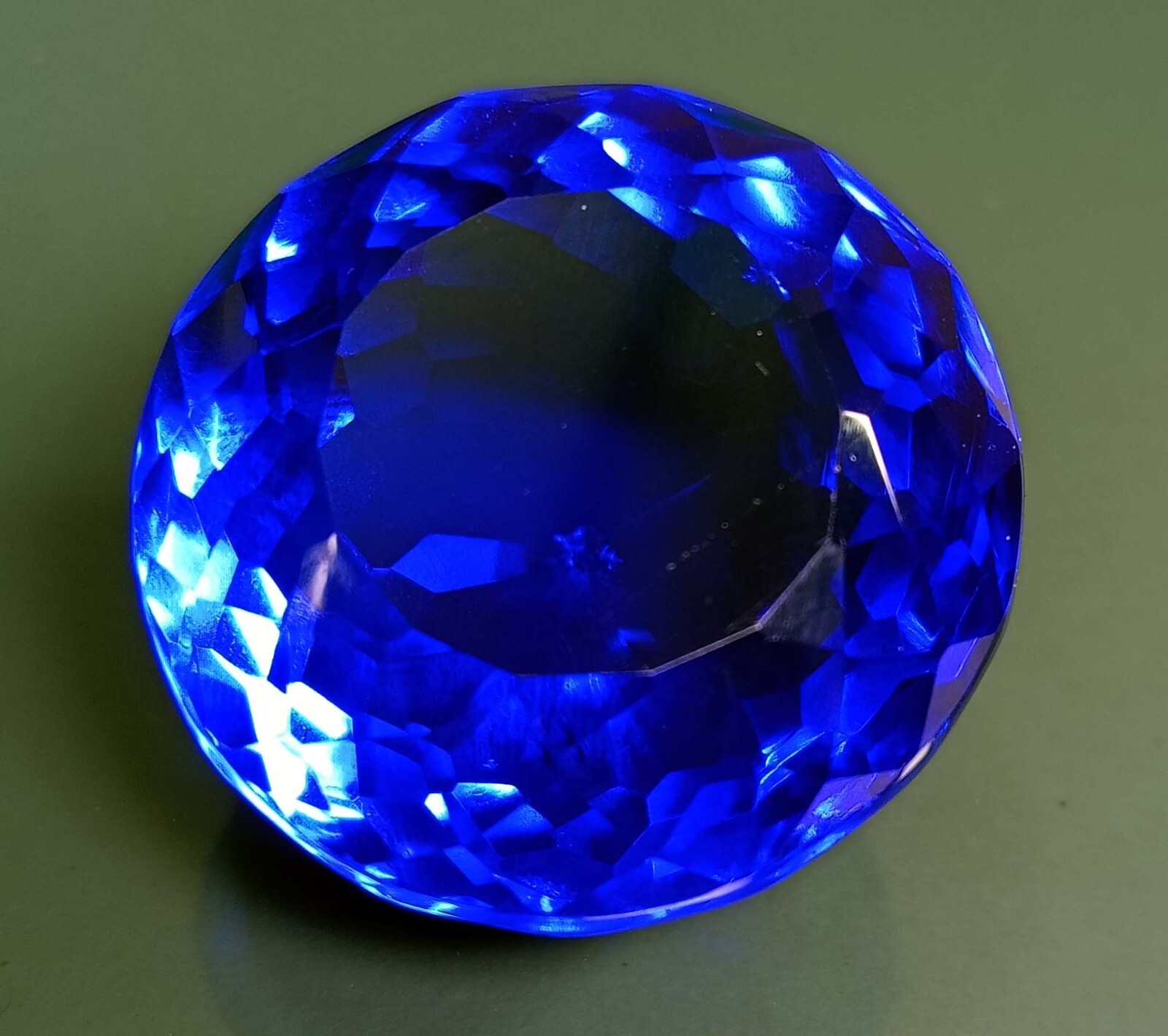 Round Cut 85+ Ct Royal Blue Topaz Natural Loose Gemstone For Pendant Making