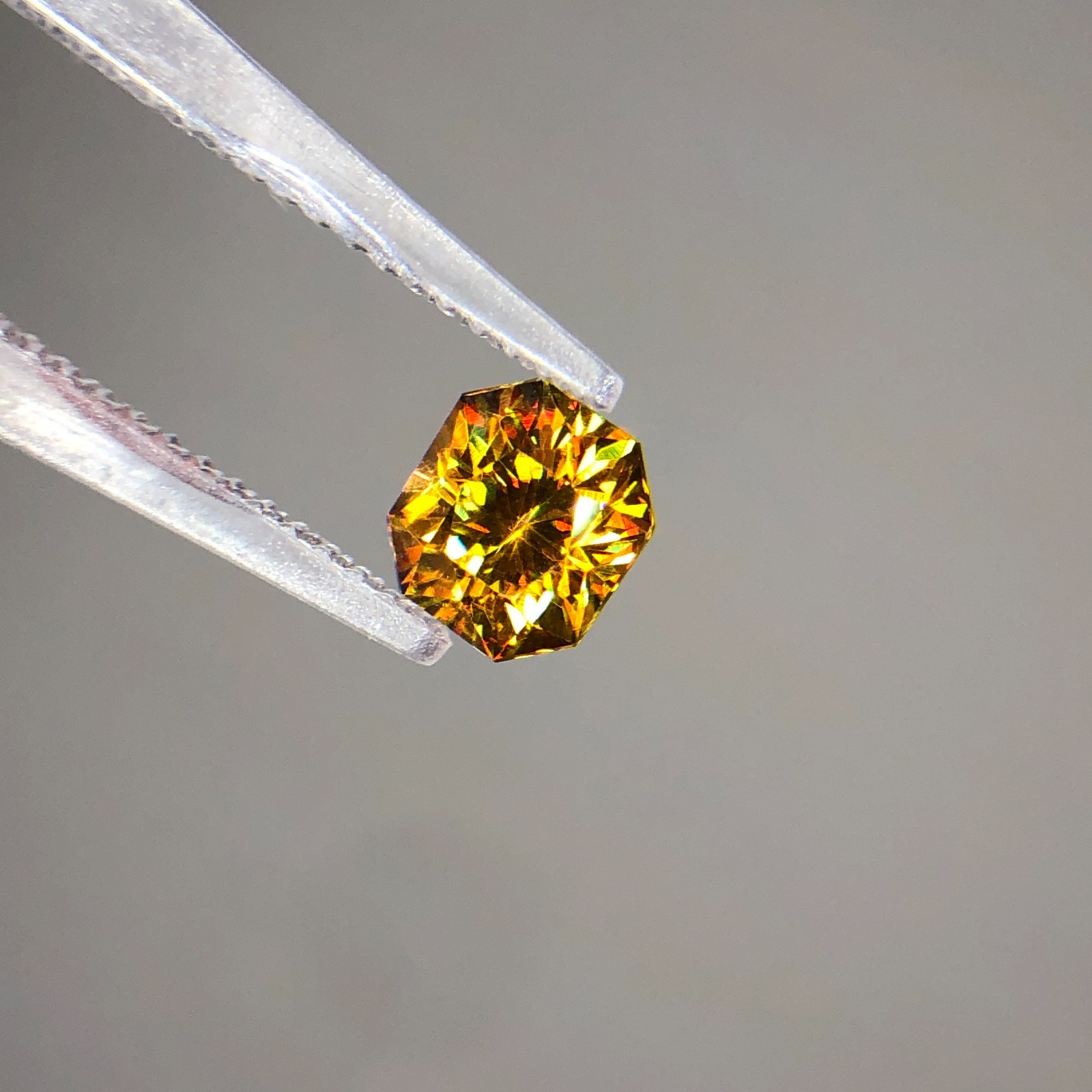 0.90 Carat Natural Full Fire Sphene Titanite Fancy Cut Gemstone For Jewelry