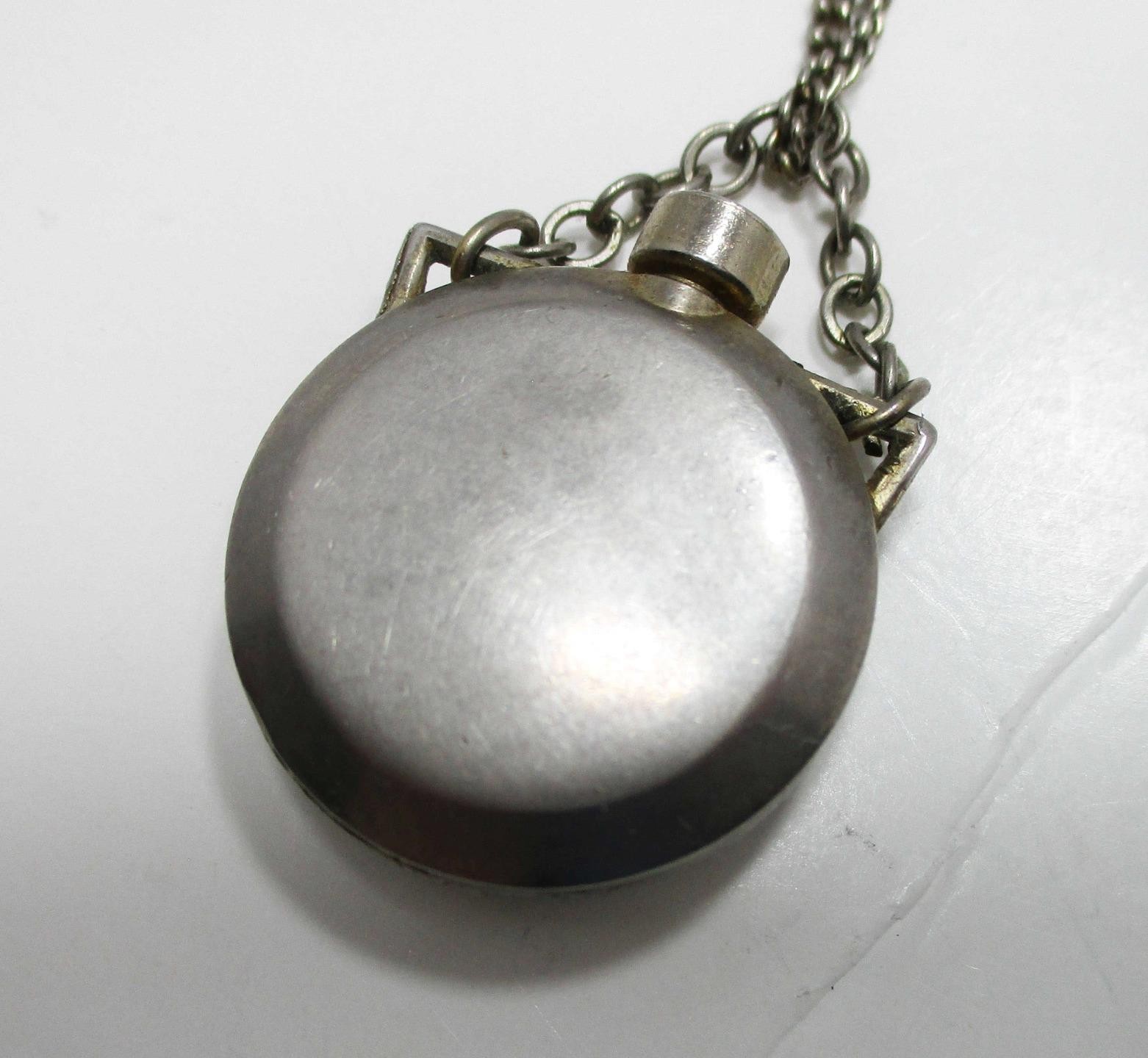 Vintage Miniature Perfume Bottle Flask Gold-Tone 22″ Chain Necklace Pendant