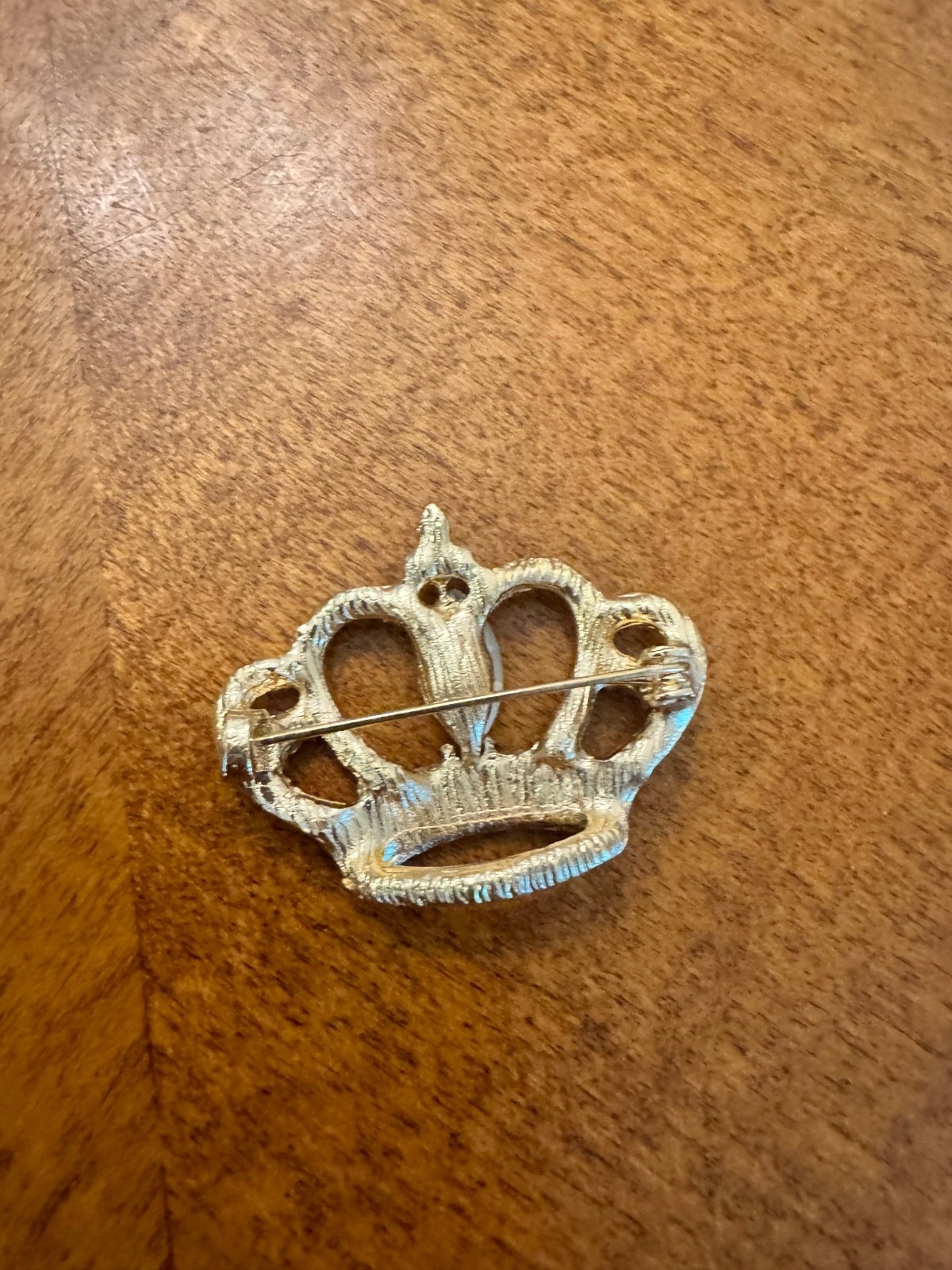 Crown Shaped Rhinestone Brooch Pin 291