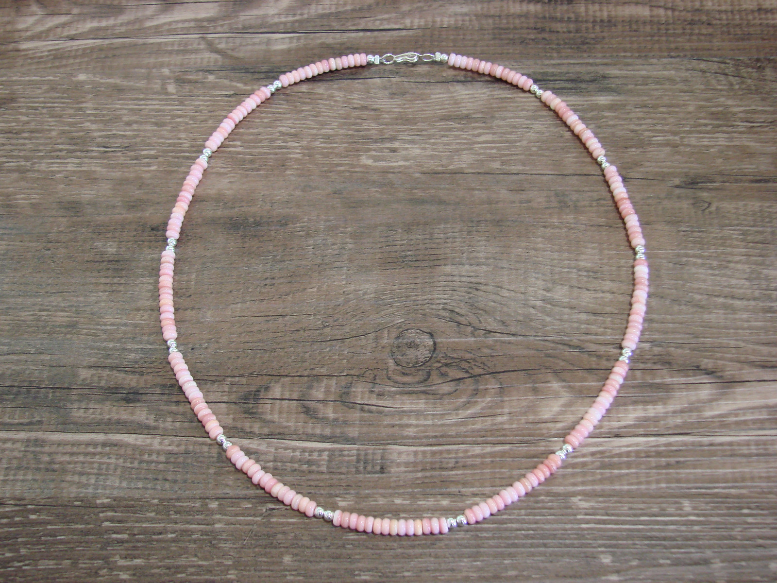 Native American 18″ Sterling Silver & Pink Conch Necklace by Joe