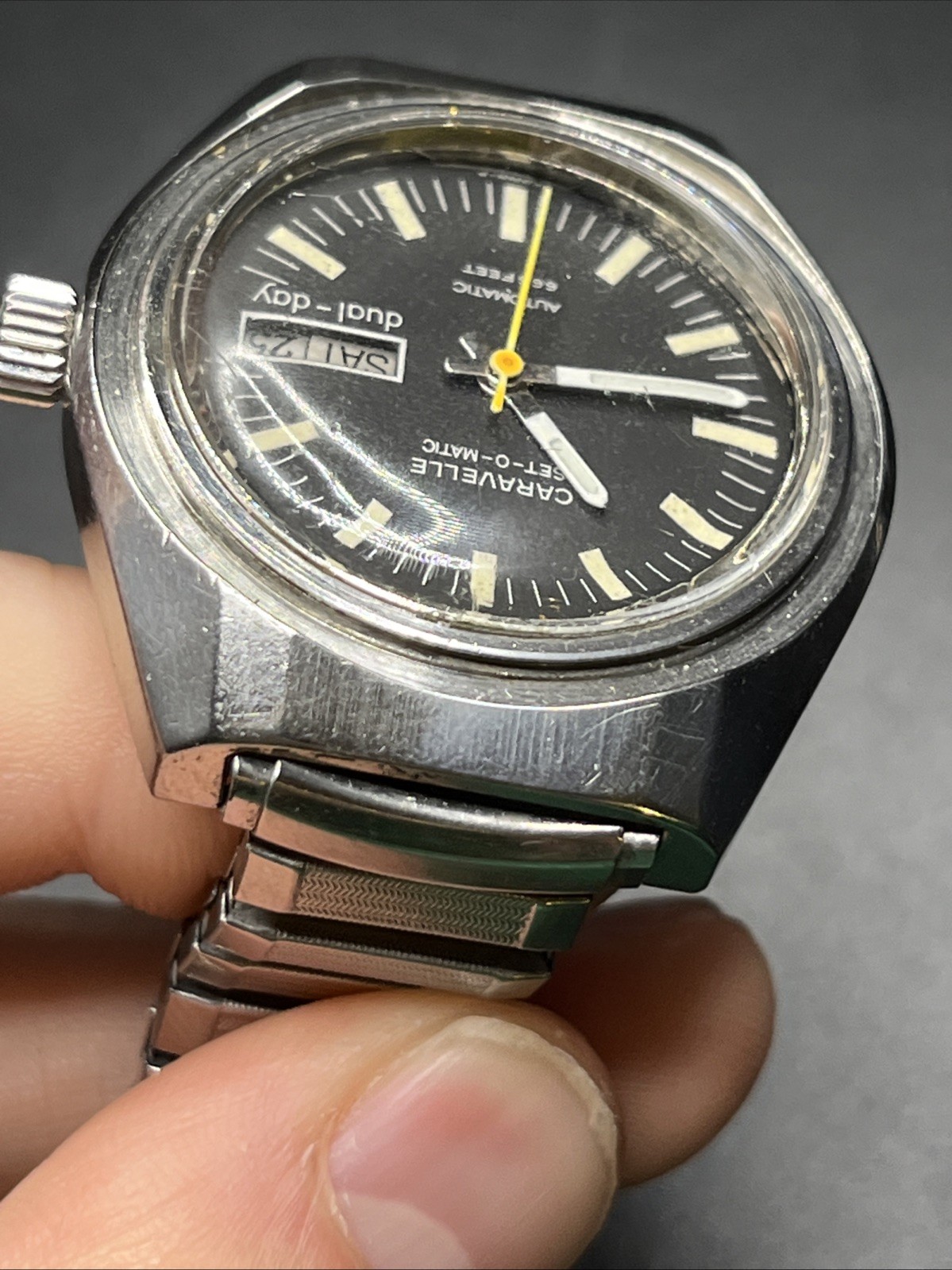 1978 Caravelle Set-O-Matic 666 Devil Diver Dual-Day Ref. Q110 Wristwatch (015)