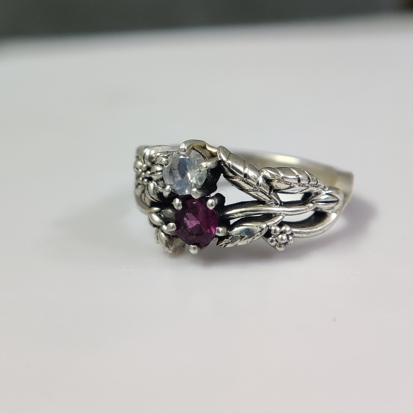 Nature Garnet Rainbow Moonstone 925 Silver Leaf Vine Floral Ring Wedding Band