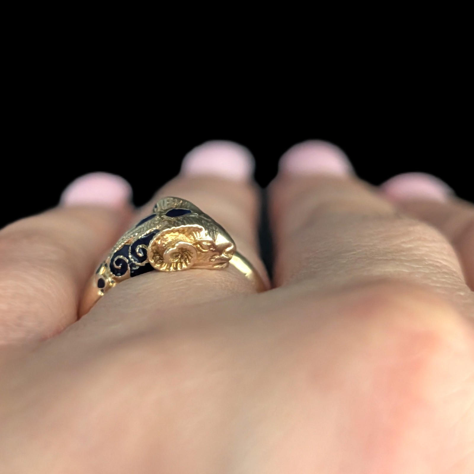 1970s Vintage 14k Gold Enamel Ram Head Bypass Ring Wrap Cocktail Gift Estate