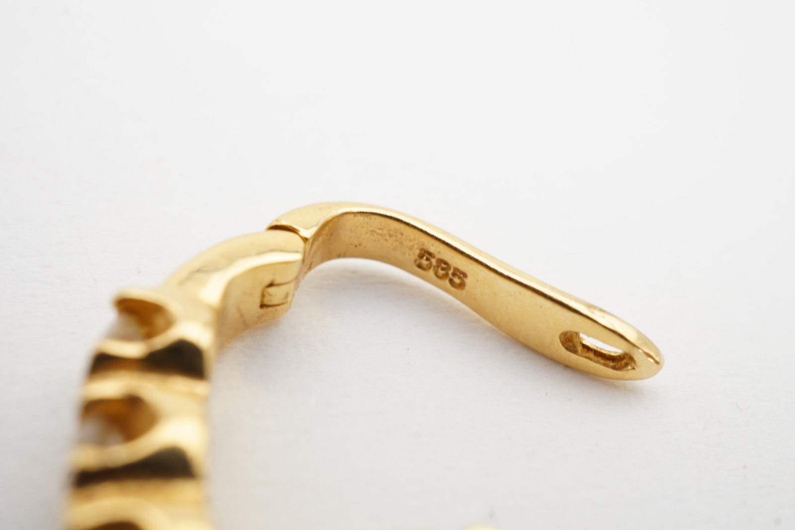 14k Yellow Gold 0.50 CTW Diamond Earrings English Lock