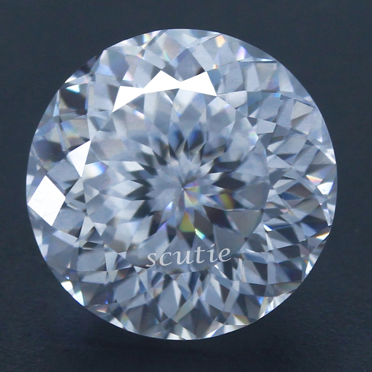 8.20 Ct DE Color VVS1 Certified Portuguese Cut 13.50 MM Round Lab Grown Diamond