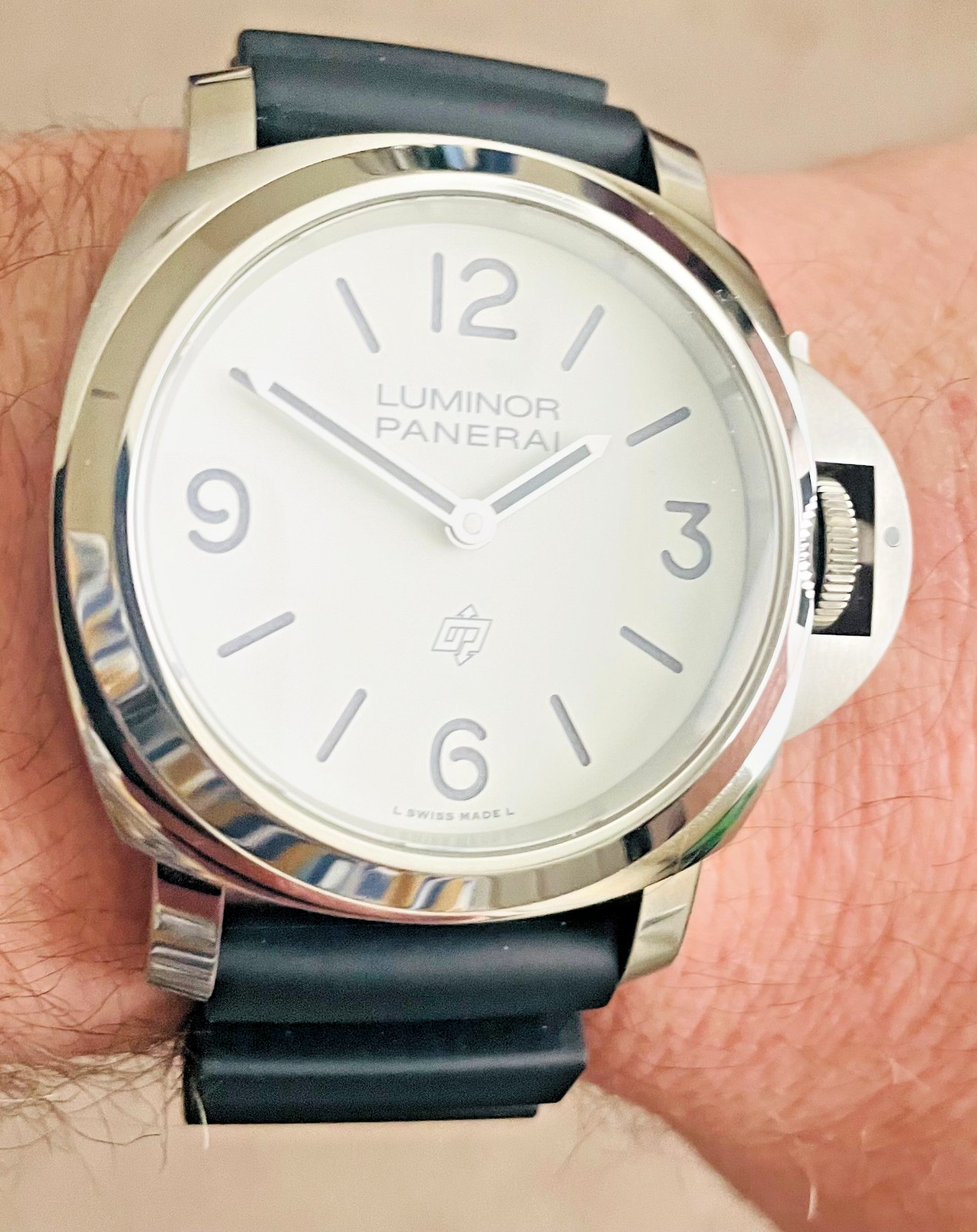 Panerai Luminor 1087 White Dial Watch 44mm – PAM01087 FULL SET & EXTRAS!