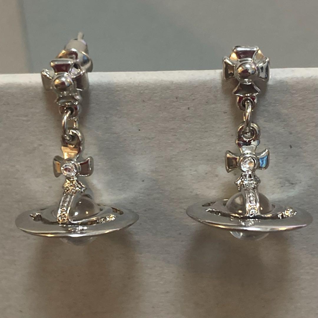Vivienne Westwood Earrings Pierce Petite Orb Silver w/drawstring [E4321