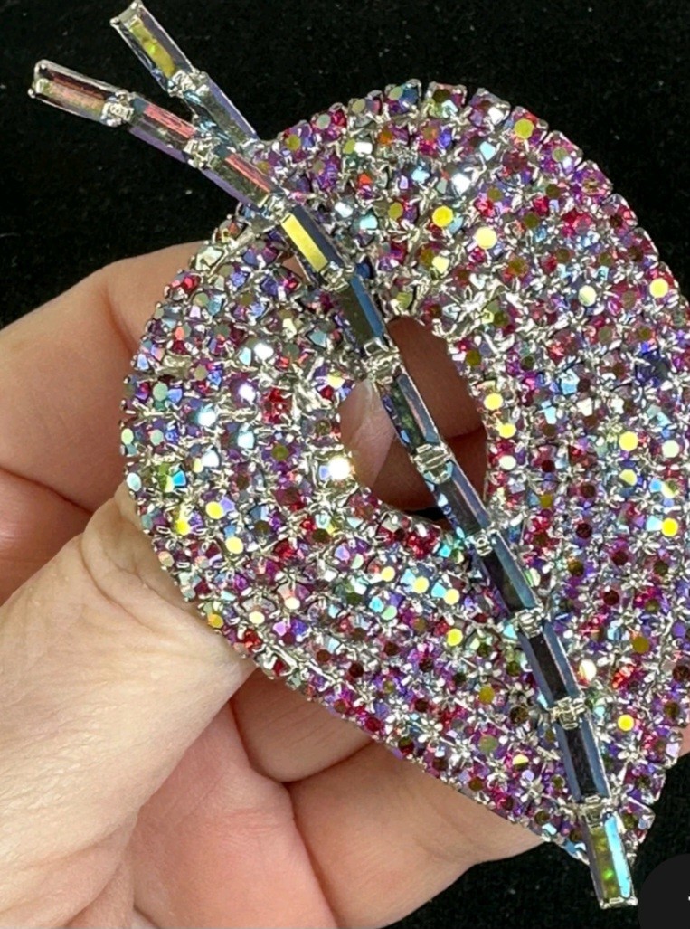 Aurora Borealis Leaf Brooch