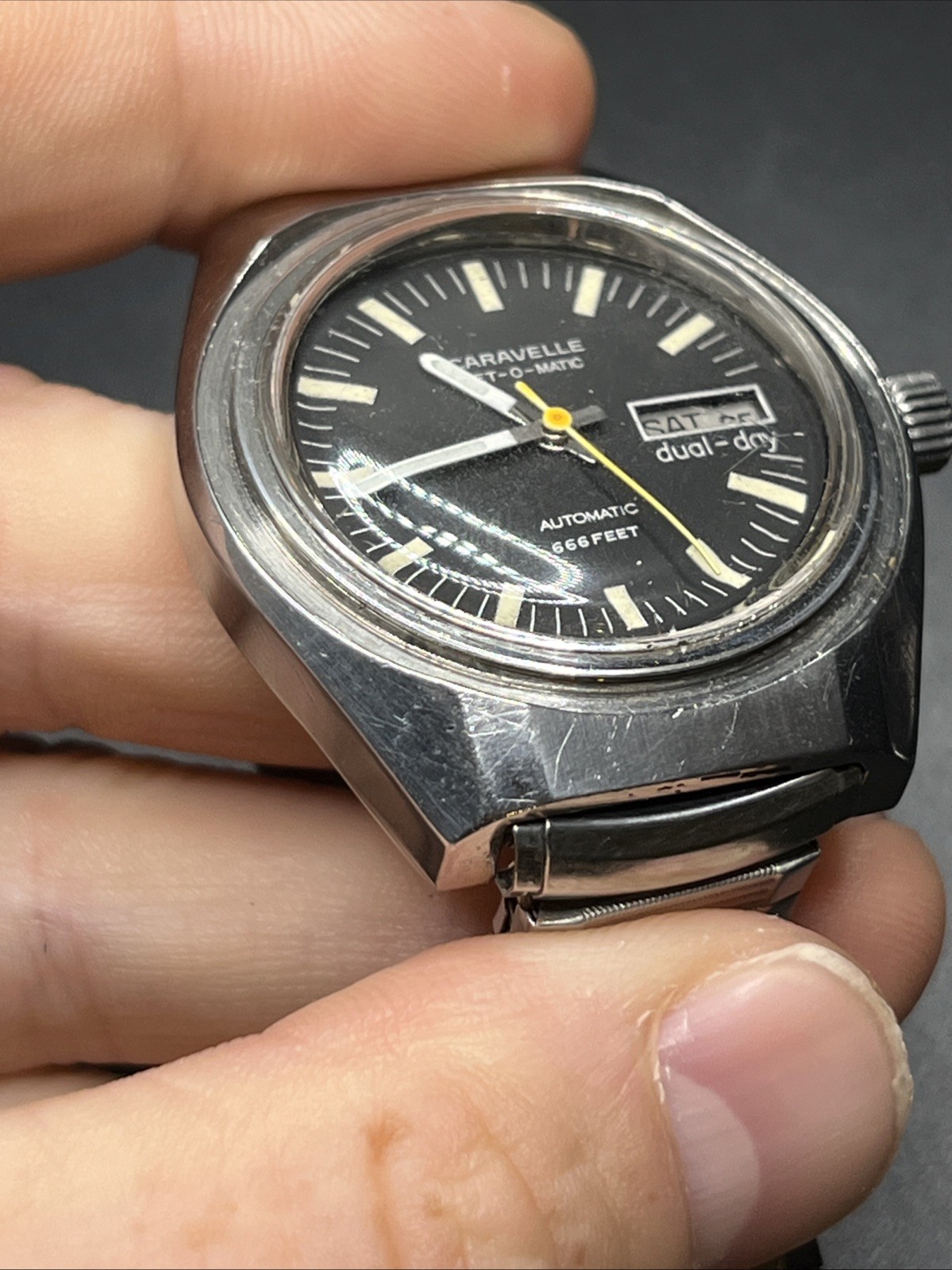 1978 Caravelle Set-O-Matic 666 Devil Diver Dual-Day Ref. Q110 Wristwatch (015)