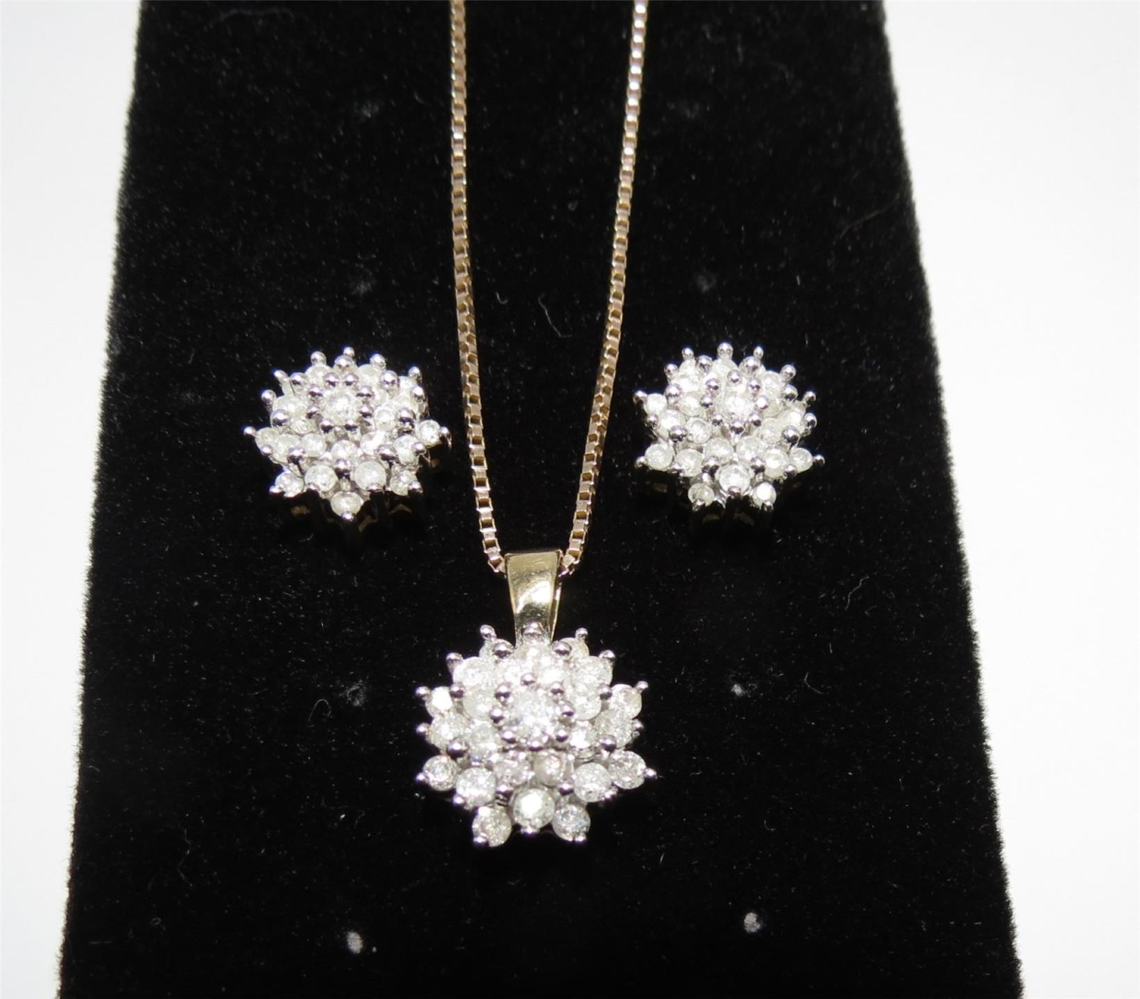 10k gold ZEI designer 2cts+ diamond cluster necklace and earrings