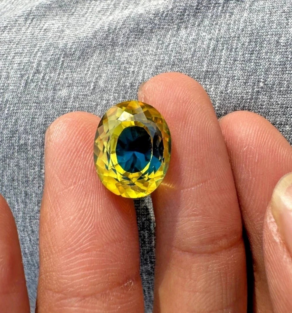 8.14 Ct Natural Bi-Color Pitambari Sapphire Loose Gemstone for Jewelry