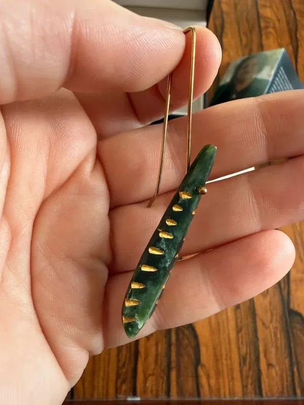 Beautiful Pounamu New Zealand Jade Earrings – Artisan Hooks