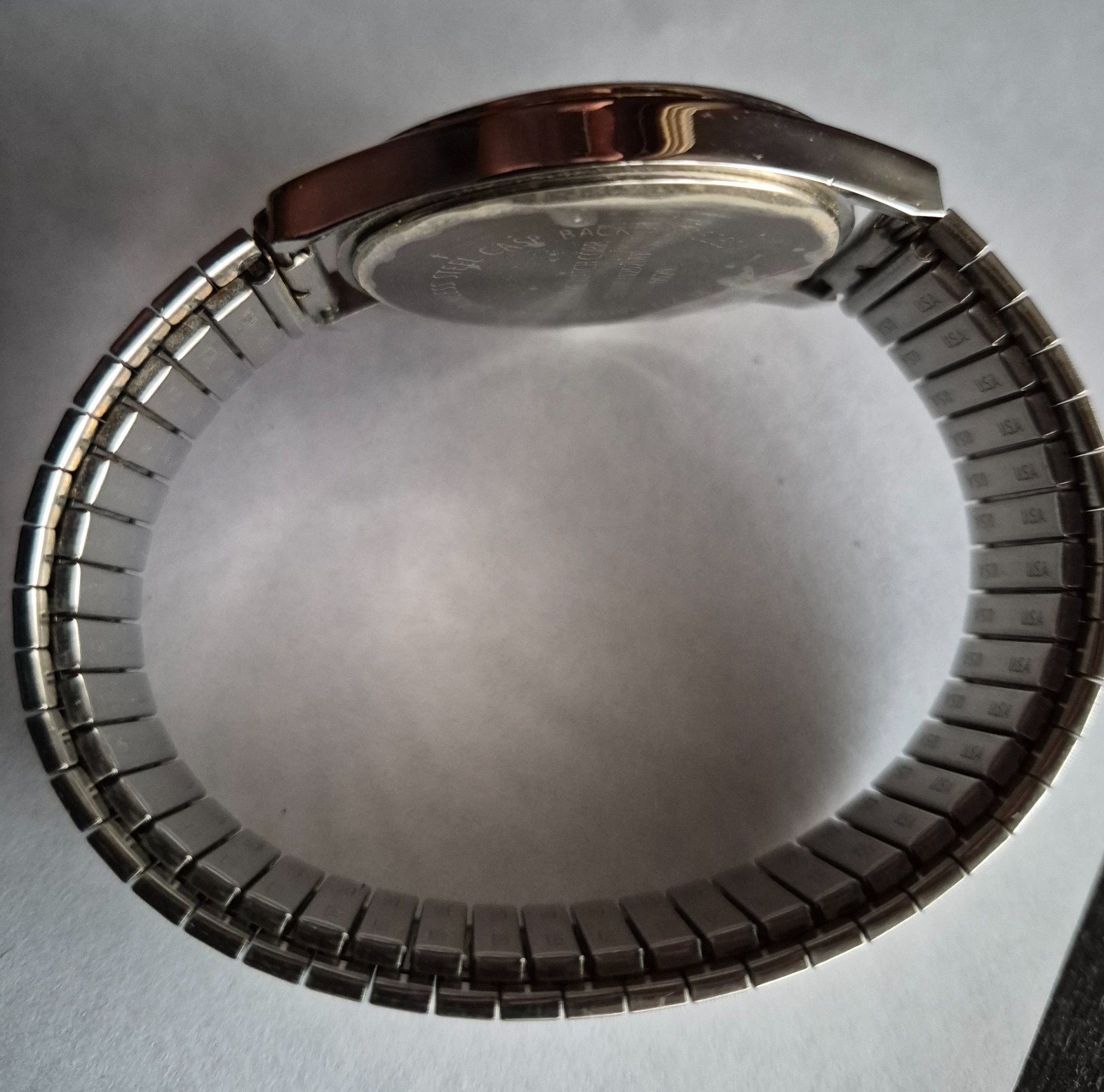 Accutime Watch Corp Quartz Mens 38 mm Flexband, great condition, very clean