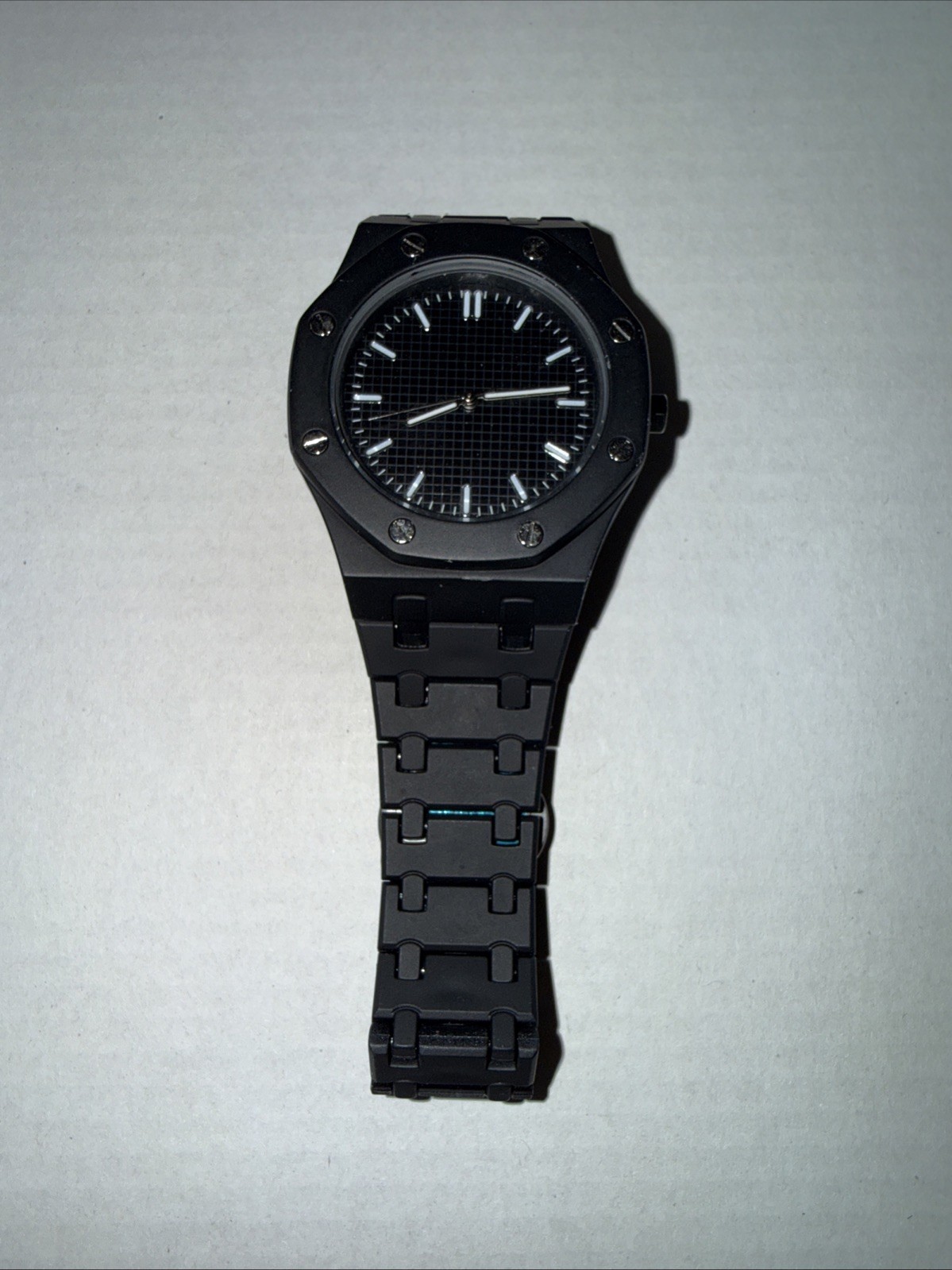 NEW Black Unisex Quartz Watch Silicone Wristband Minimalist Design Sports