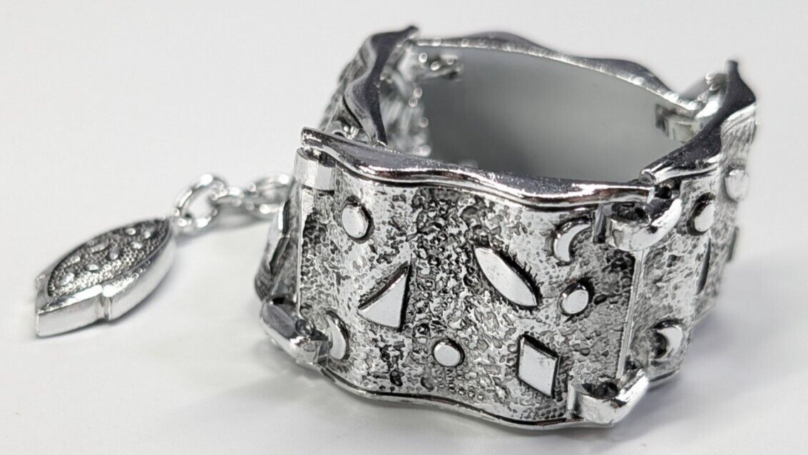 VTG Silver Tone Germany Geometric Pattern Adjustable Lightweight Panel Bracelet