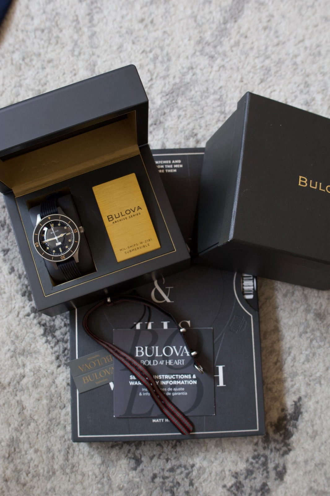 Bulova Archive Series MIL-SHIPS-W2181 200m Box and Papers EXC. Cond.