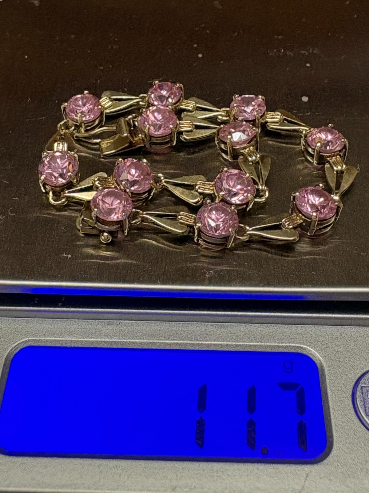 LADIES VINTAGE 10K GOLD PINK ICE STONE BRACELET. 7 1/2 INCHES 11.7 GRAMS