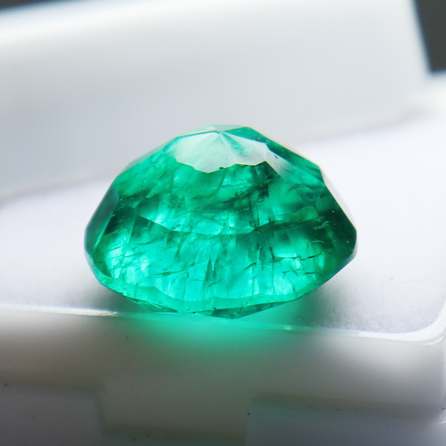 9.55 Ct Natural Rare Round Cut Colombian Green Emerald Certified Loose Gemstone