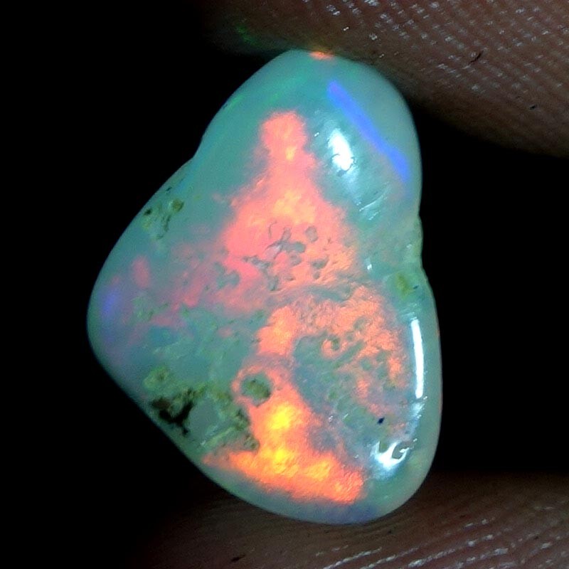 Play Of Color Ethiopian Opal Fire Rough Selectite Polished Rough Using Ring Q040
