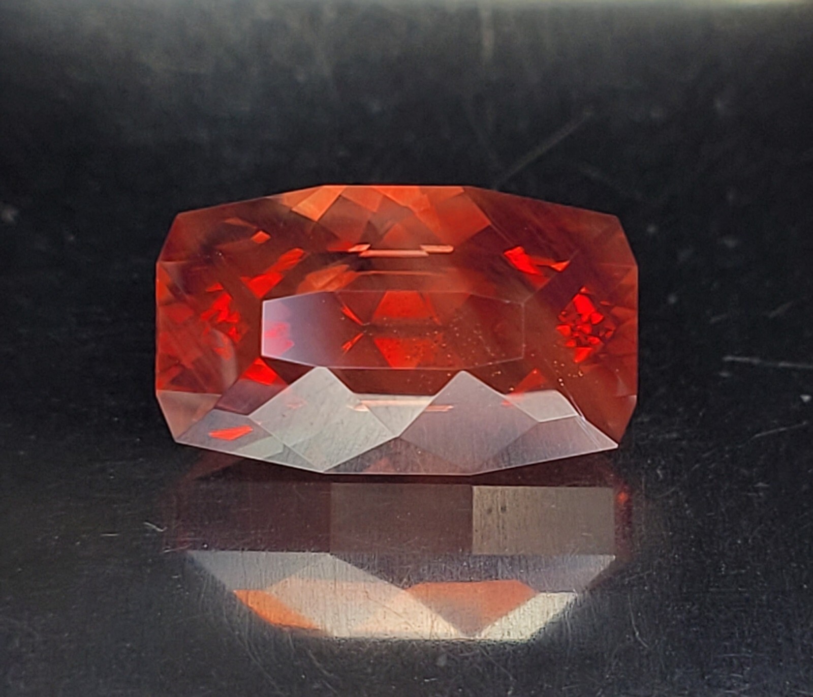Oregon sunstone: custom cut cushion shape gemstone 7.1 cts