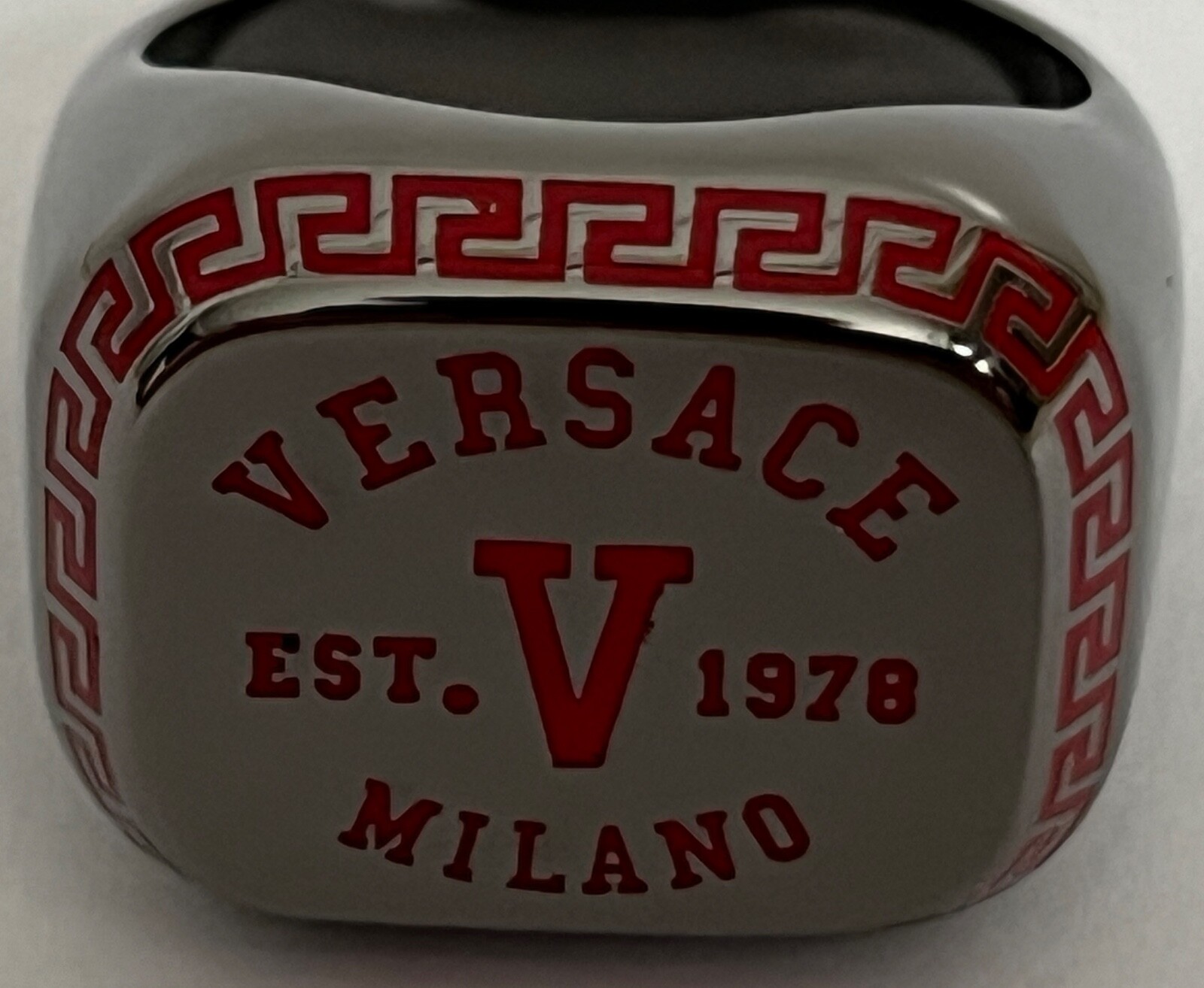 NIB Versace Varsity Red V Greek Key Logo Ruthenium Signet Ring Sz 17 US 8 $495