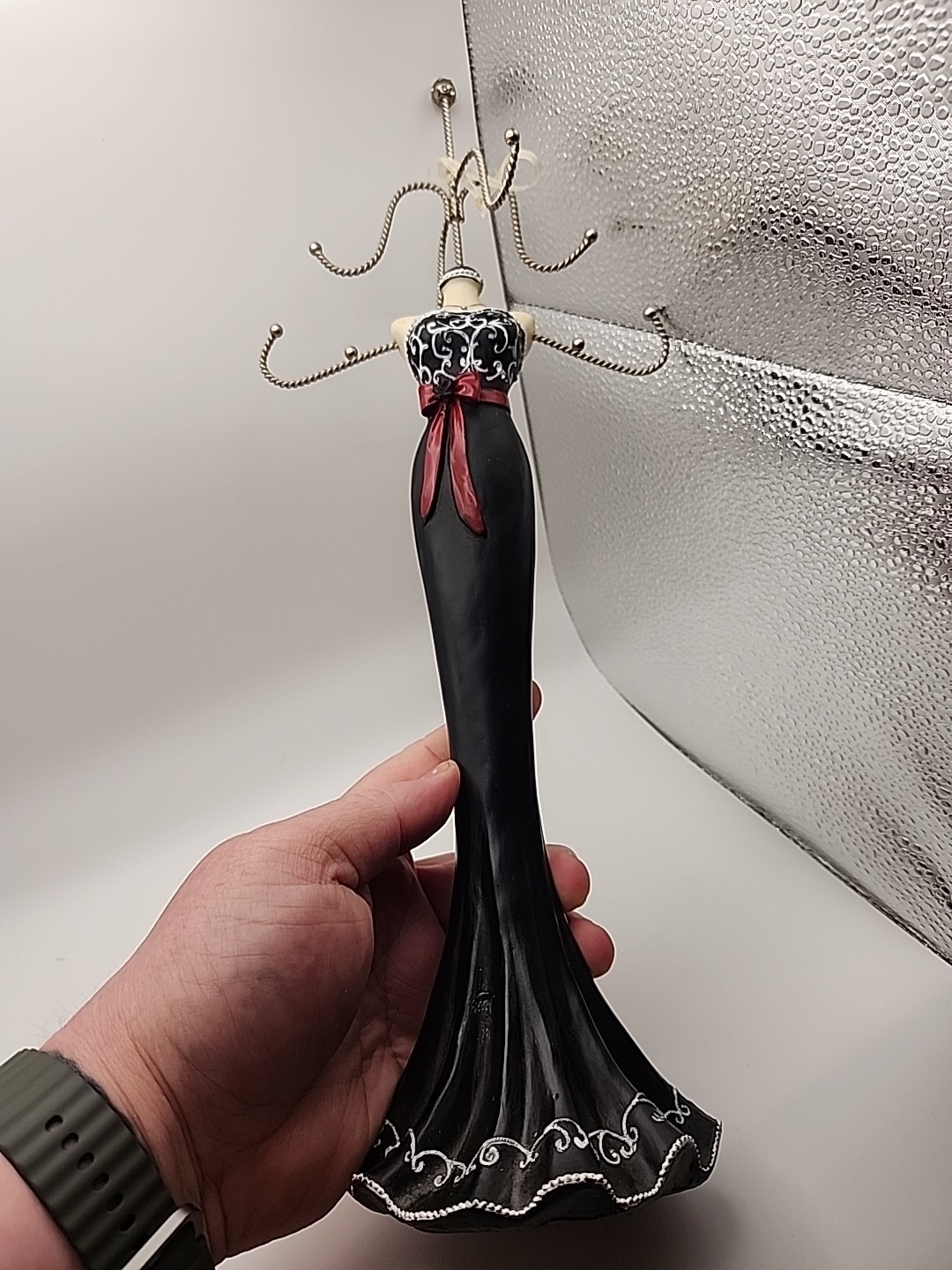 MANNEQUIN BLACK EVENING DRESS NECKLACE HOLDER-15″ X 5 1/2″