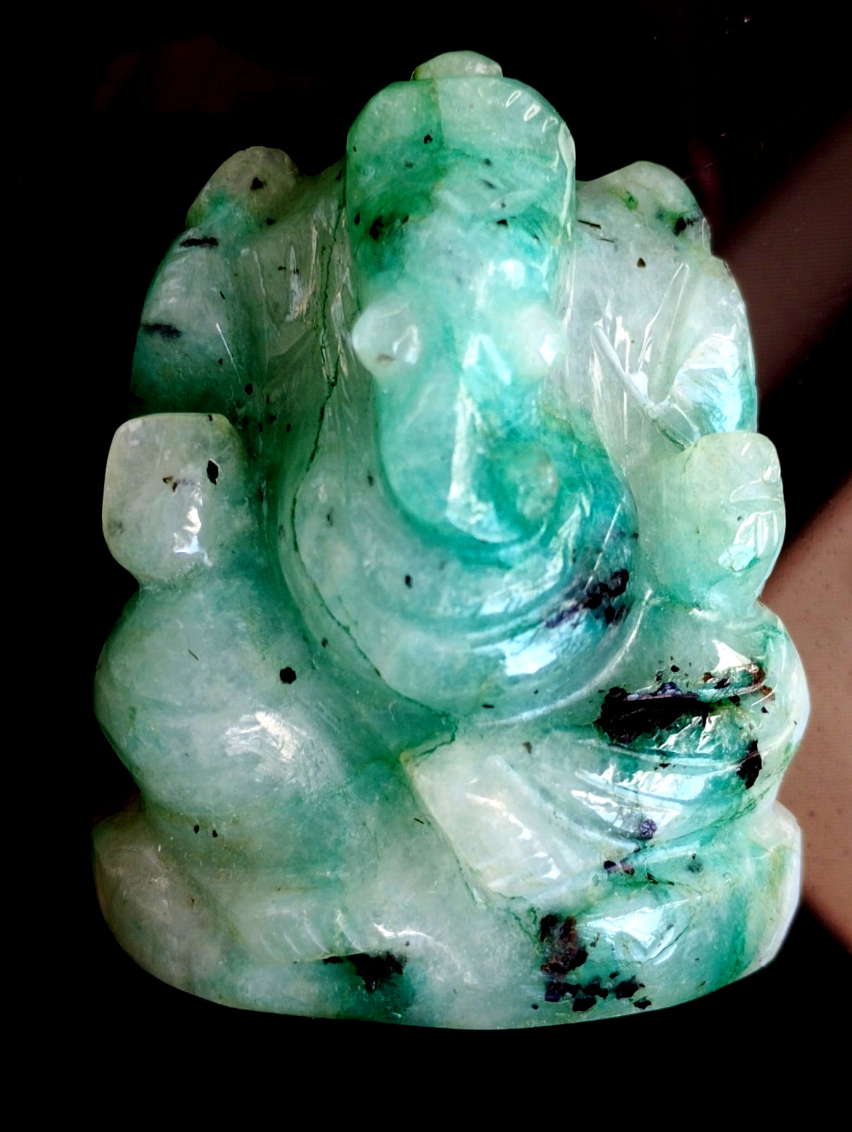 302.75 Ct Emerald Green Ganesh