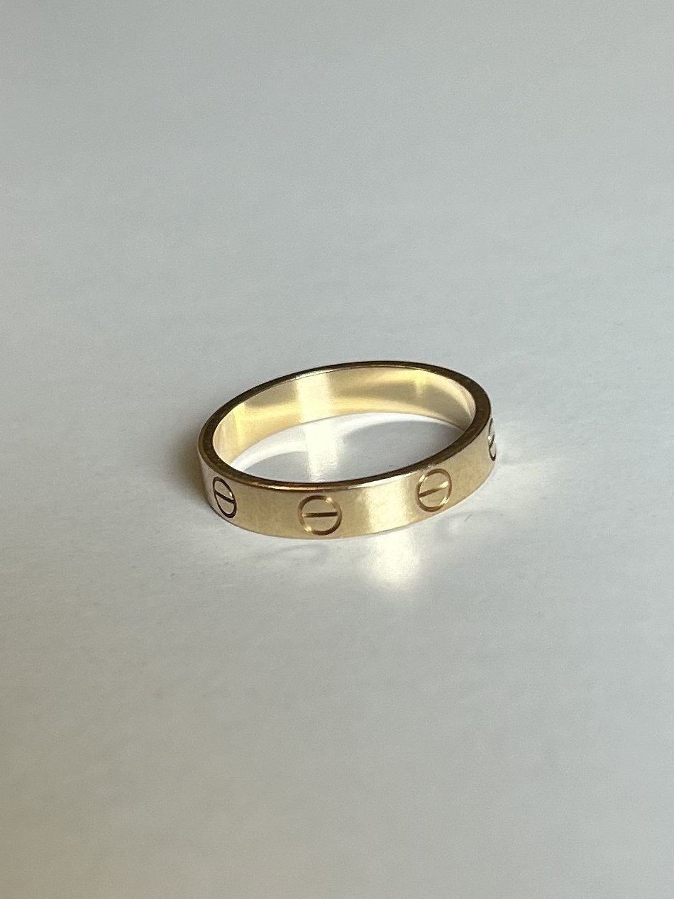 Cartier Love Ring 18K Yellow Gold Size 55 with Box & Certificate