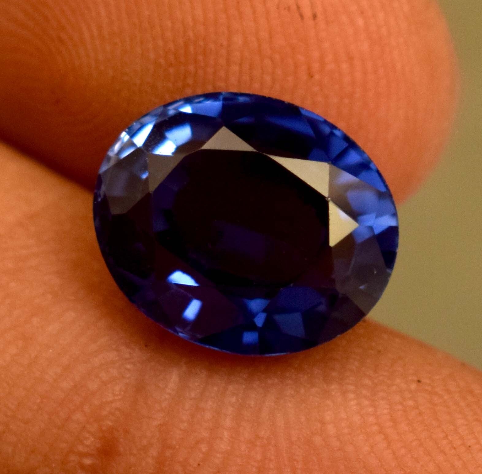 Lab Grown Blue Color Sapphire 4.70 Ct Certified Loose Gemstone For Ring Use