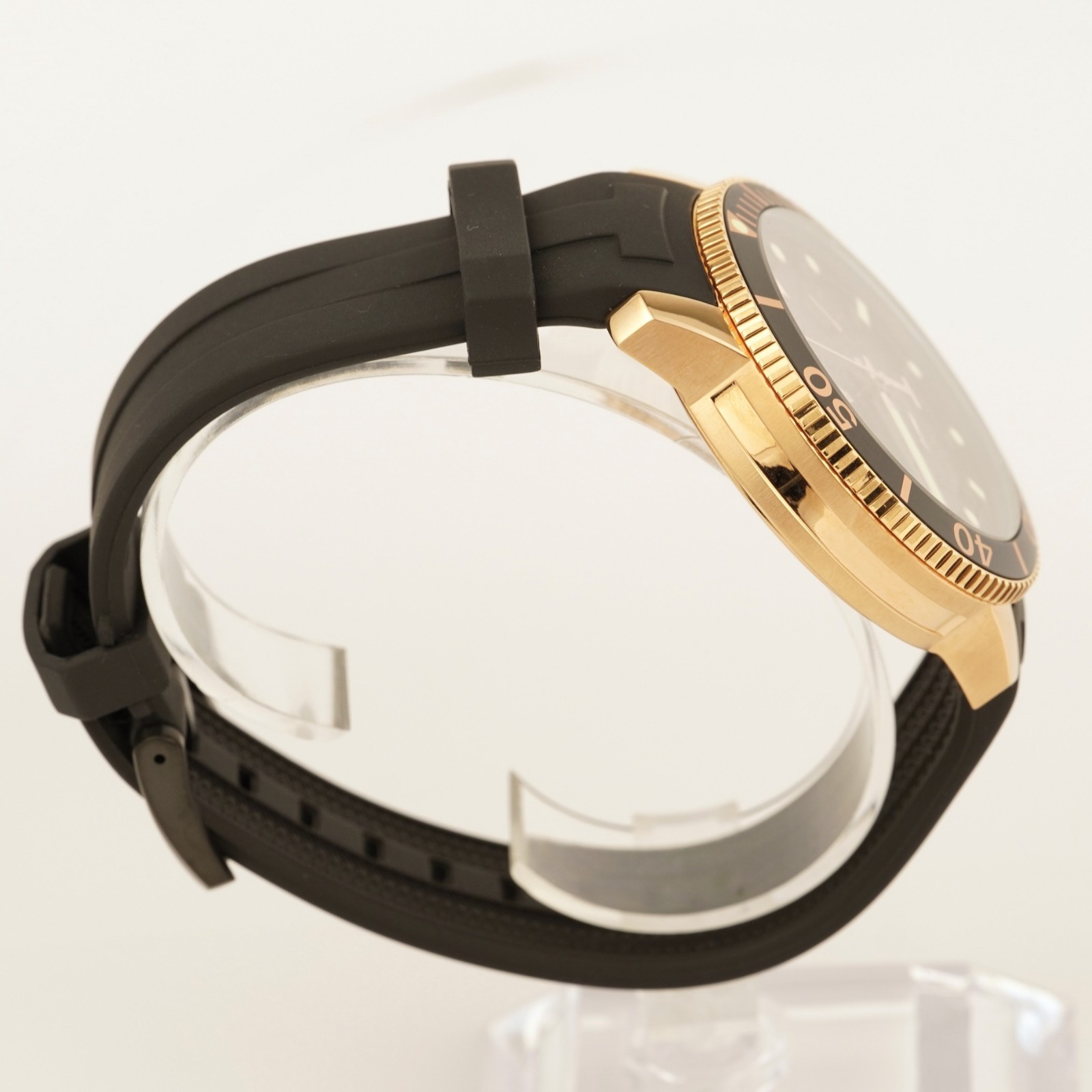 Tissot Seastar 1000 Chronograph Quartz Watch 45.5mm – T120.417.37.051.00