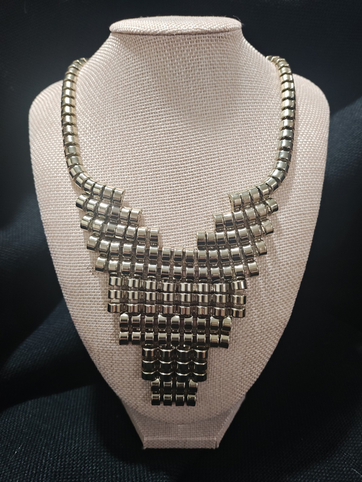 NWT Lydell NYC Gold Tone Art Deco Brickwork Statement Bib Necklace Cleopatra