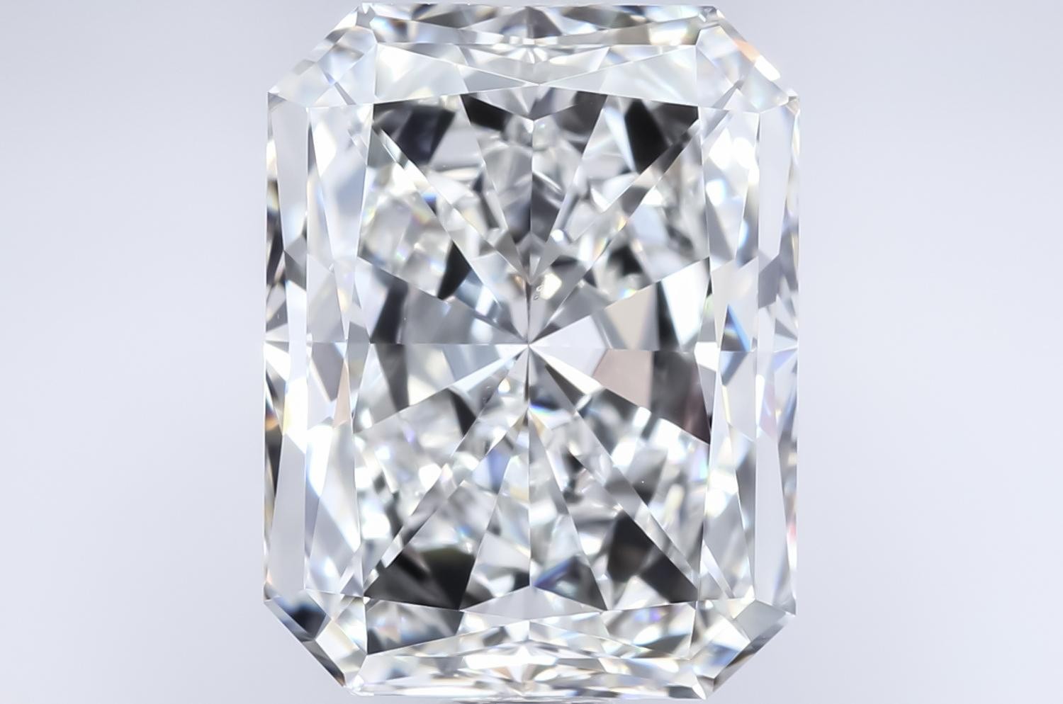 Alexander Beverly Hills GIA 5.04ct Radiant Diamond F VS2 (1.3 ratio)