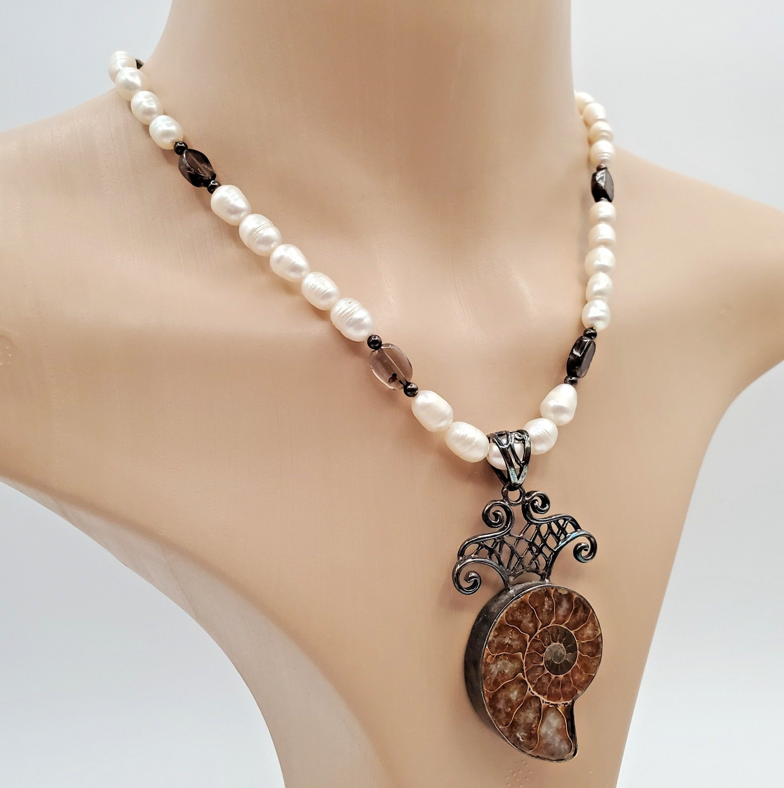 VTG 925 Ammonite Fossil Pendant Pearl Glass 16in Necklace Sterling Silver 40gtw