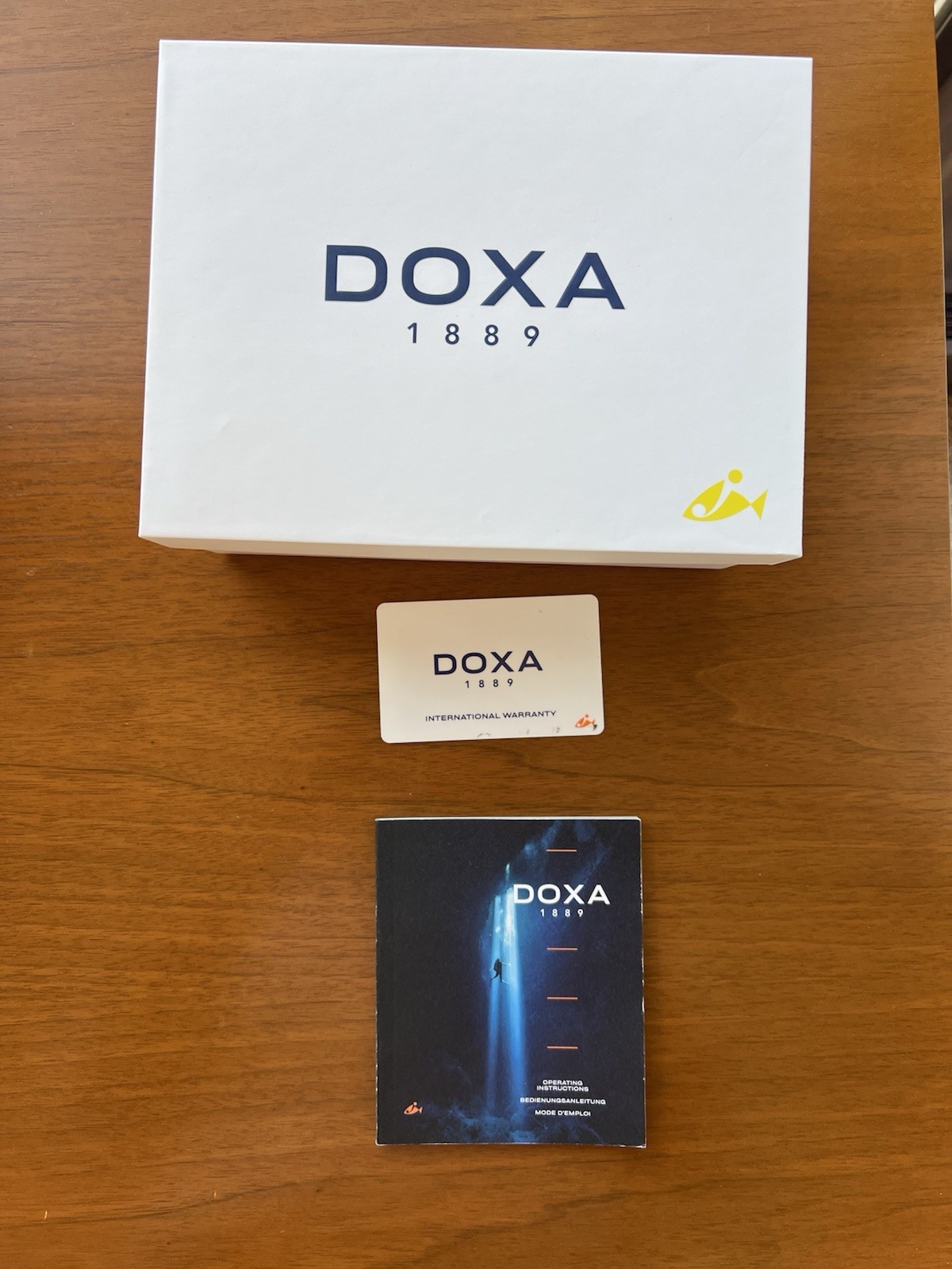 DOXA SUB 300 U.S. Divers Aqua Lung Carbon Diver 42mm Box and Papers