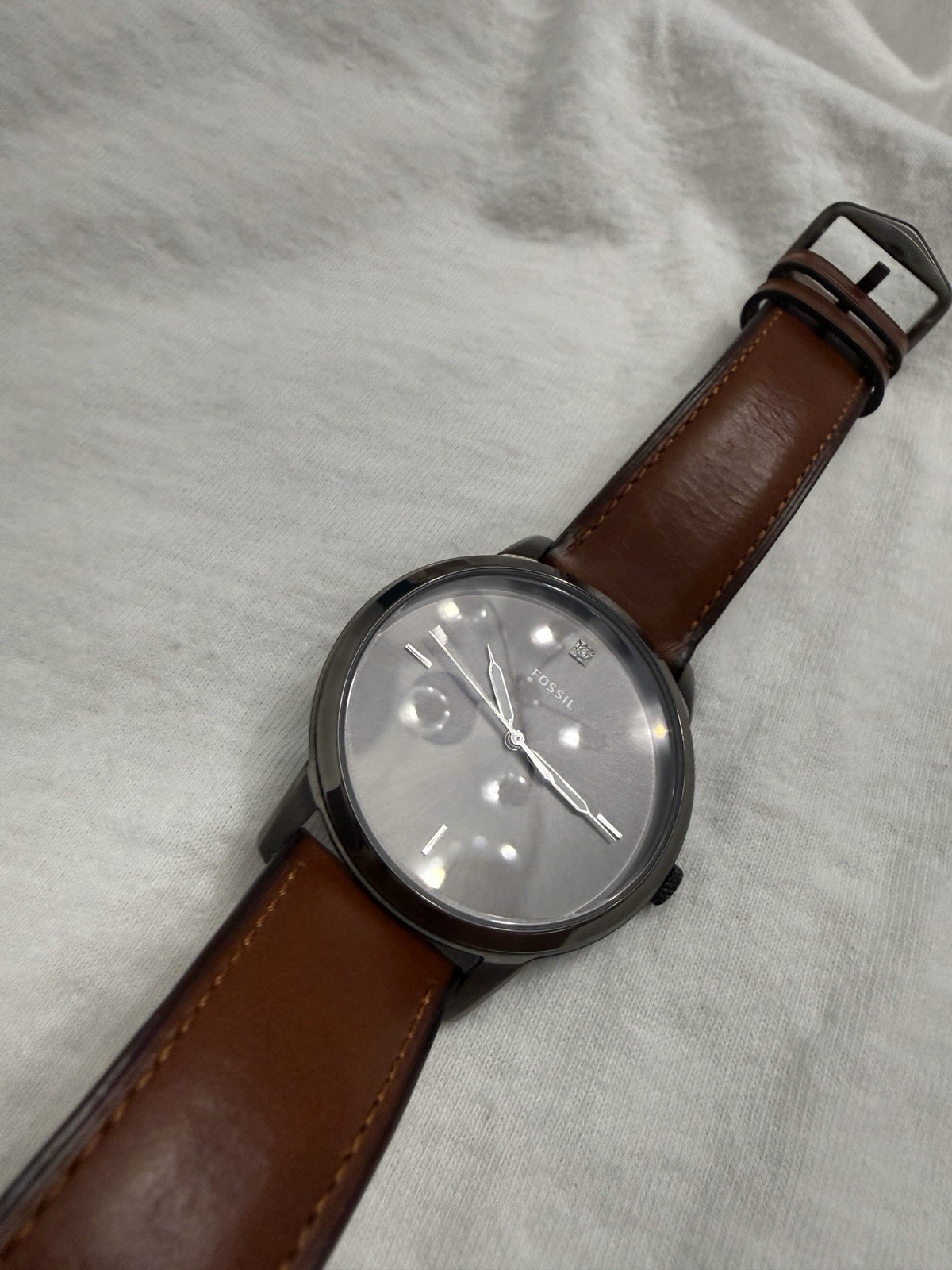 Fossil Minimalist Men’s 44mm Quartz Watch Black Dial Brown Leather Strap 50m