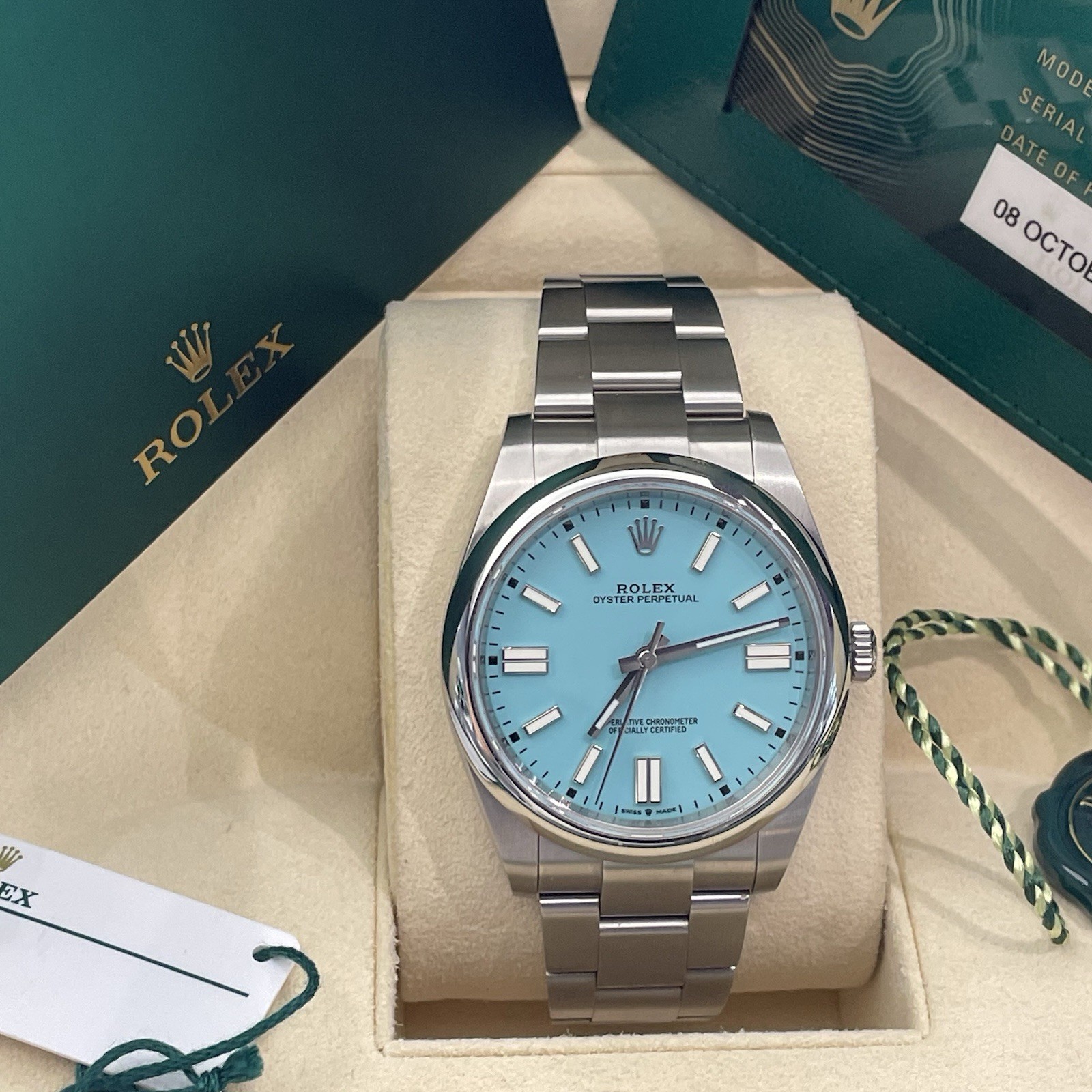 ROLEX OYSTER PERPETUAL 41mm TURQUOISE BLUE DIAL ref: 124300