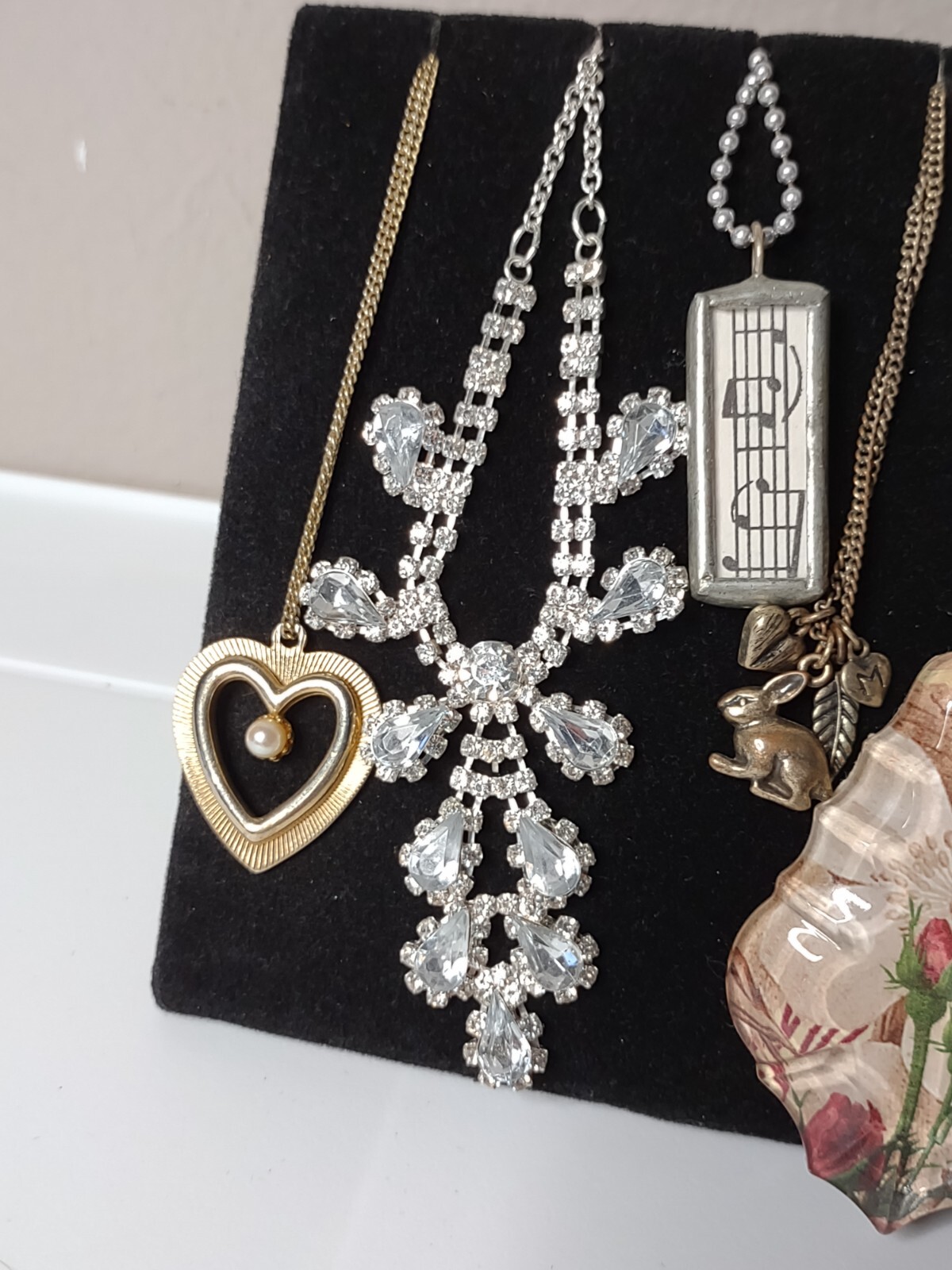 Lot Of 12 Pendant Necklaces Heart, Rabbit, Star, Anchor, Music Necklace Lot P33